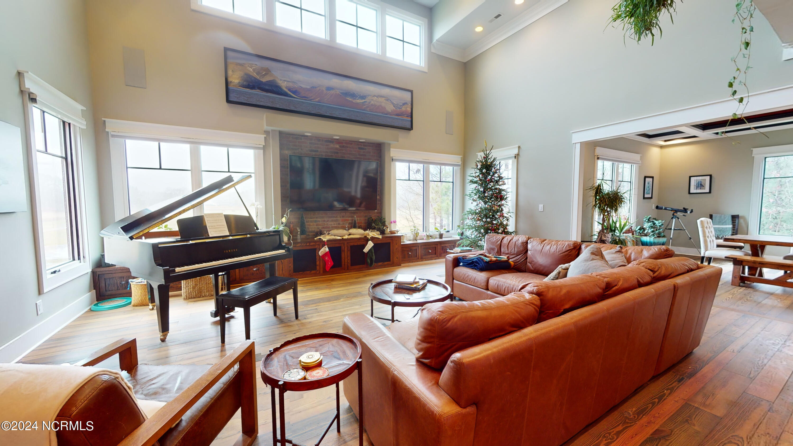 1000 Lakebay Road