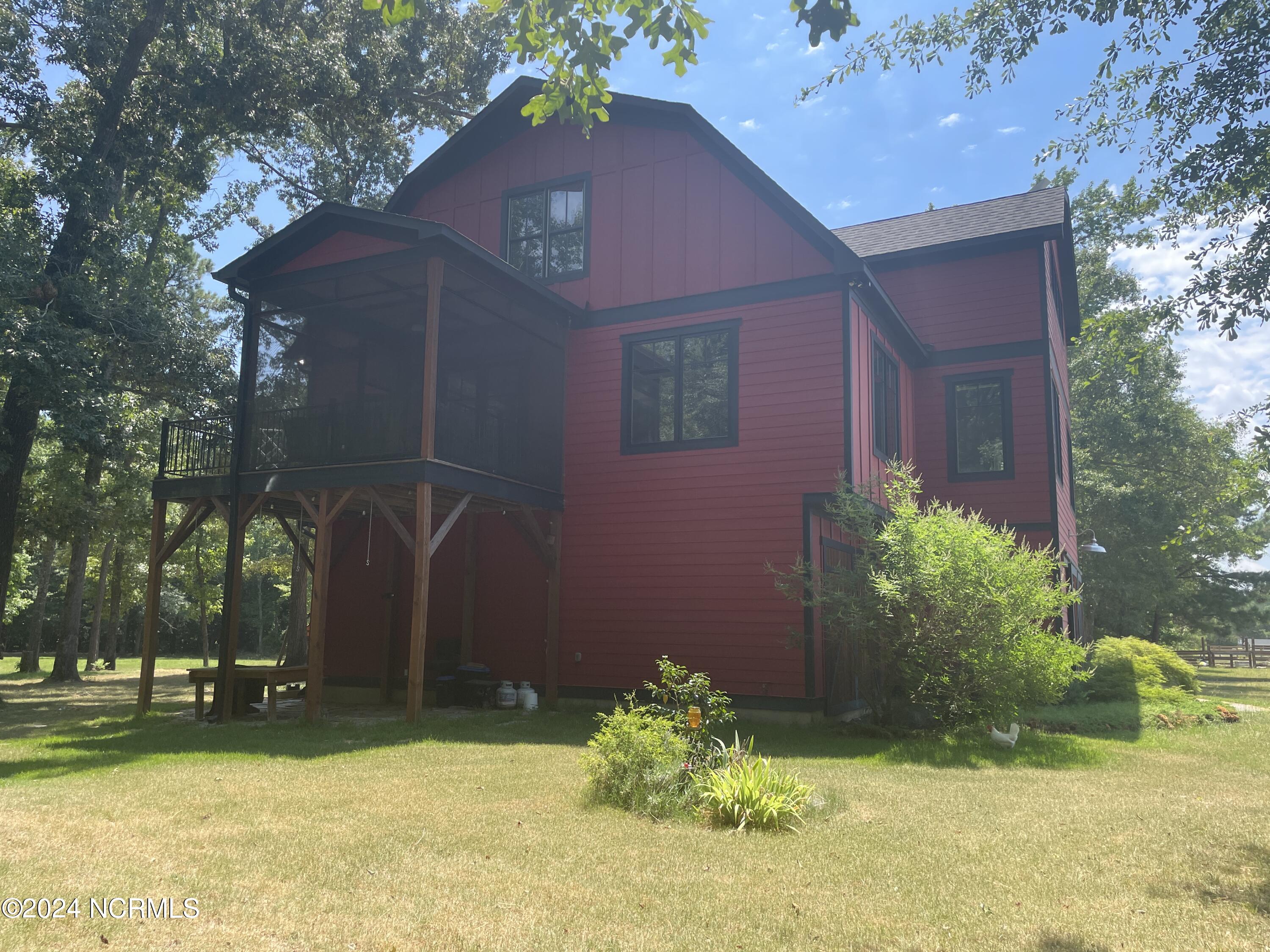 1000 Lakebay Road