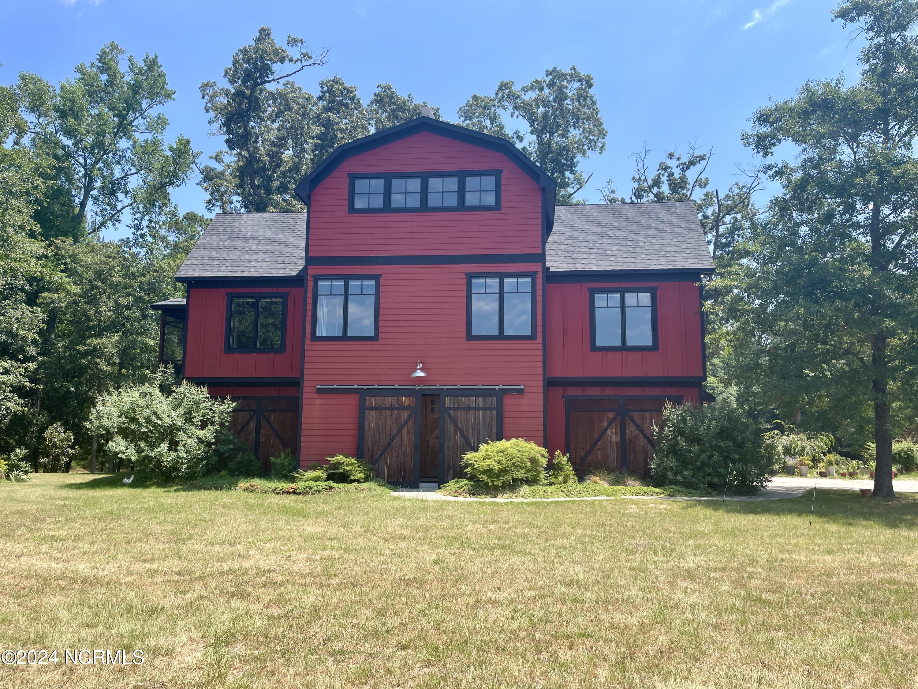 1000 Lakebay Road