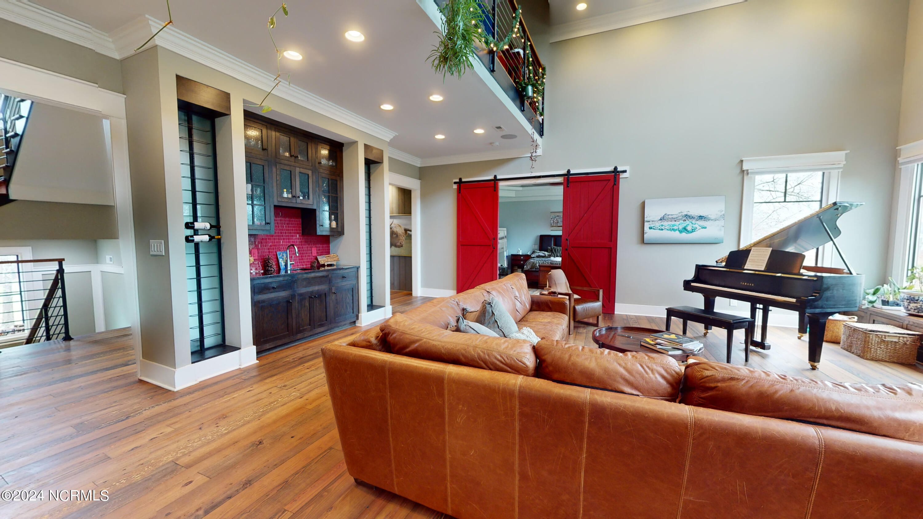 1000 Lakebay Road