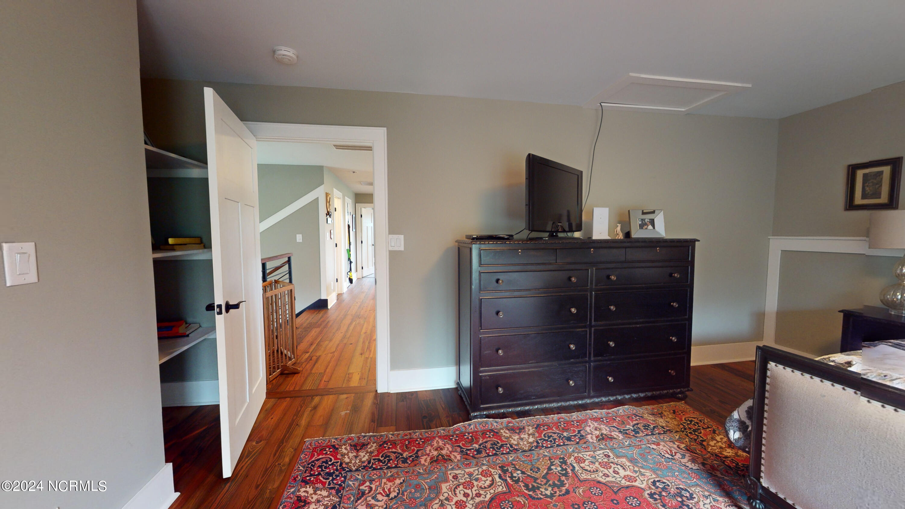 1000 Lakebay Road