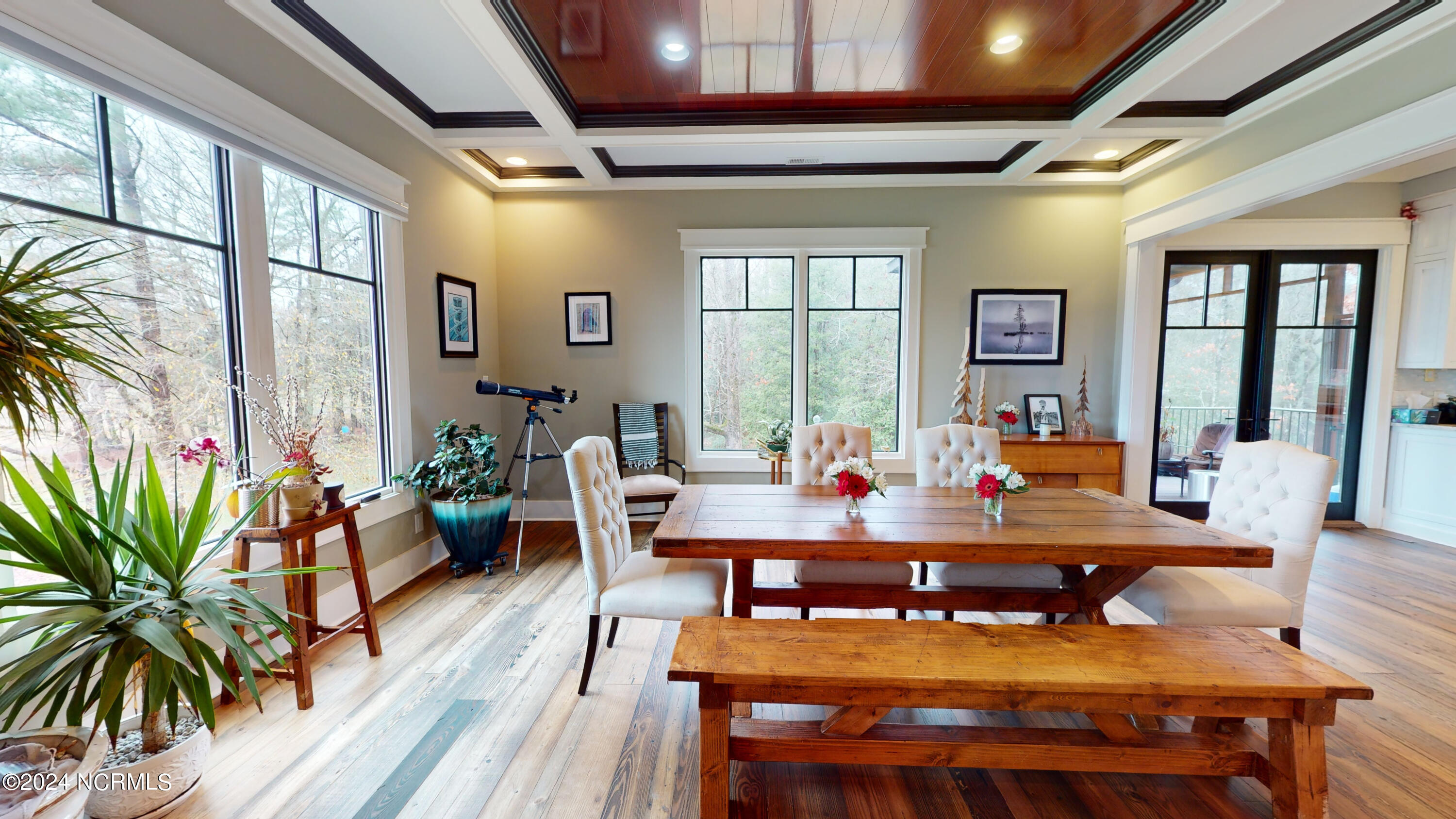 1000 Lakebay Road