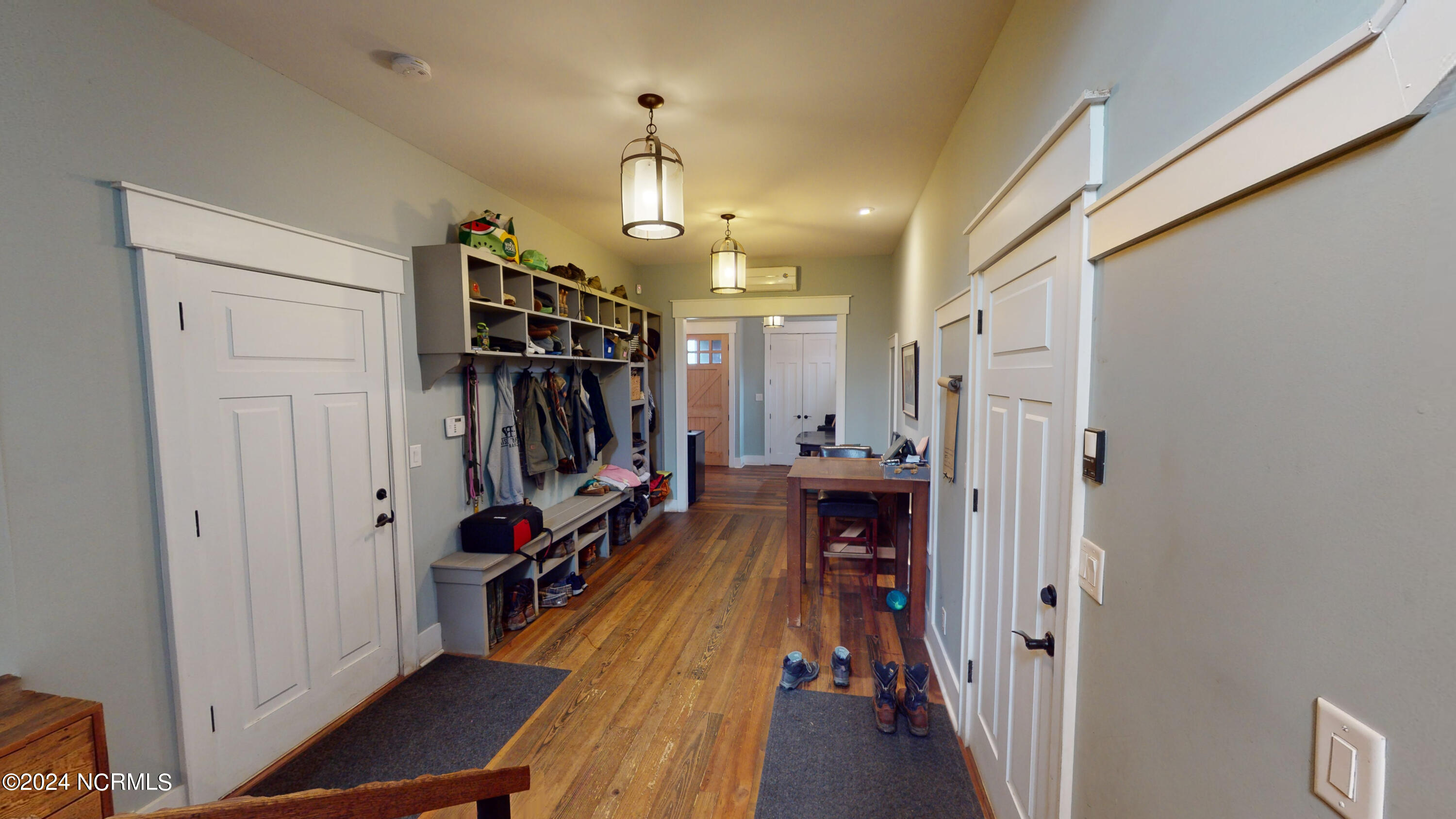 1000 Lakebay Road