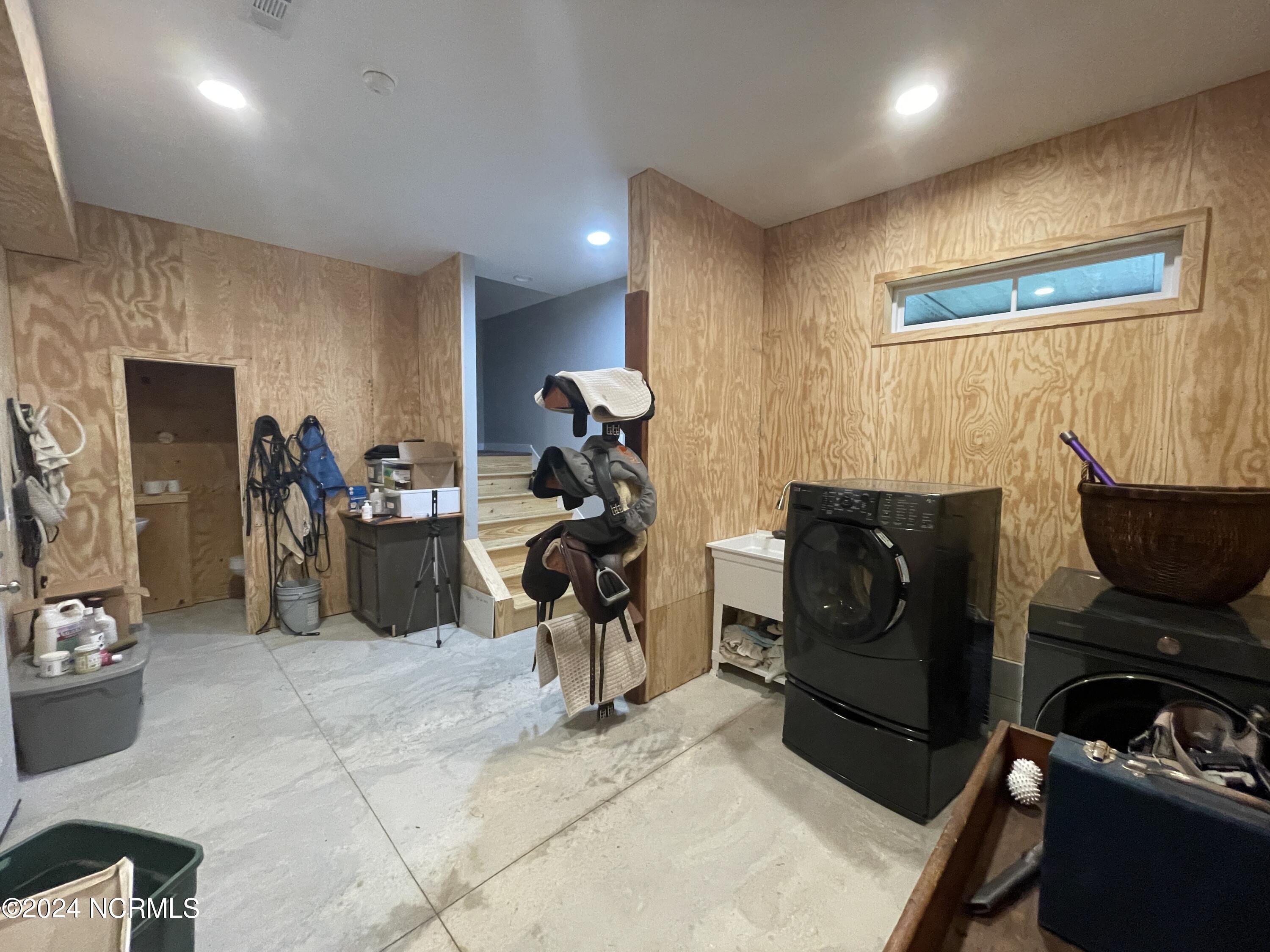 1000 Lakebay Road