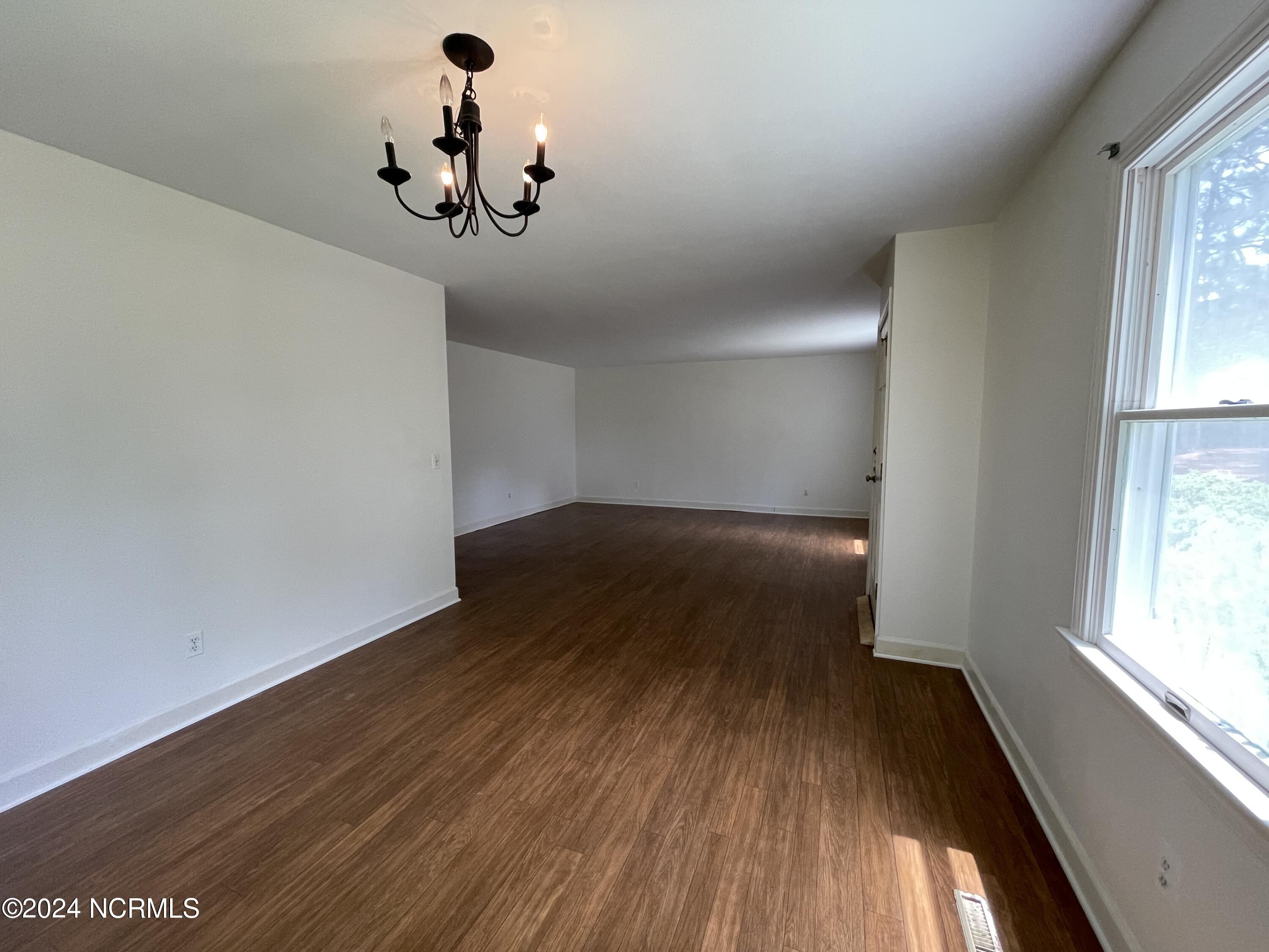 48 Village Green Circle