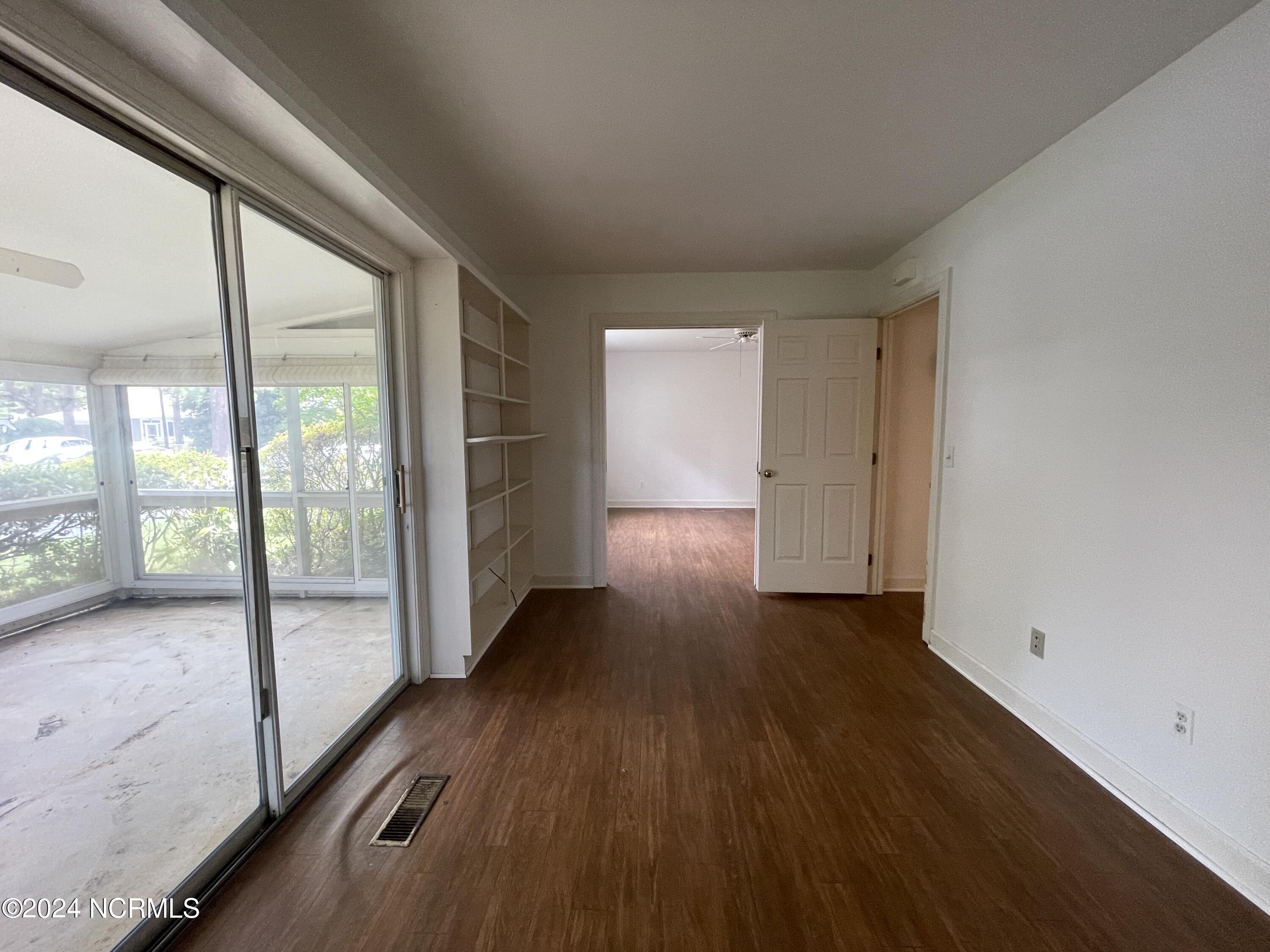 48 Village Green Circle