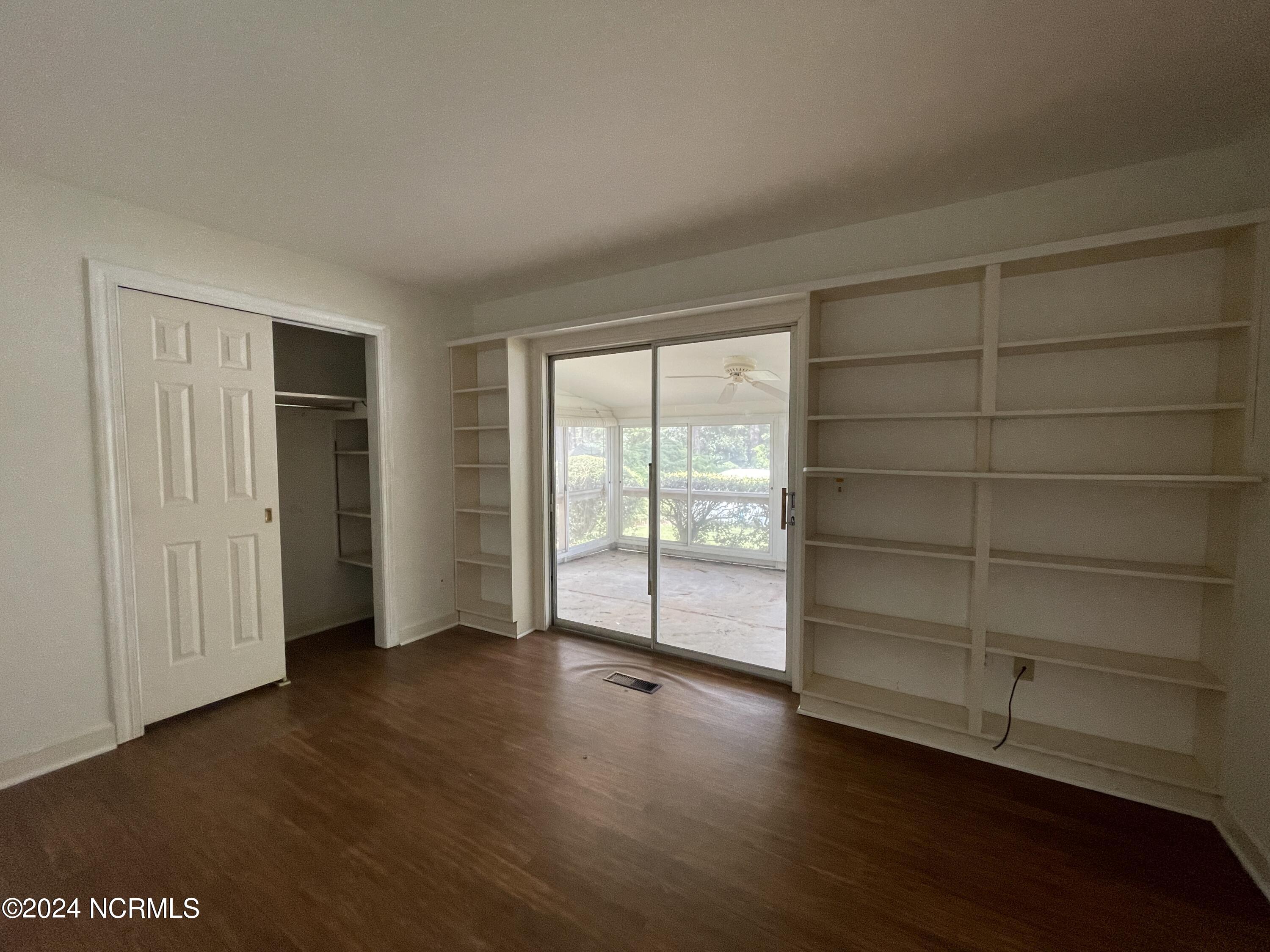 48 Village Green Circle