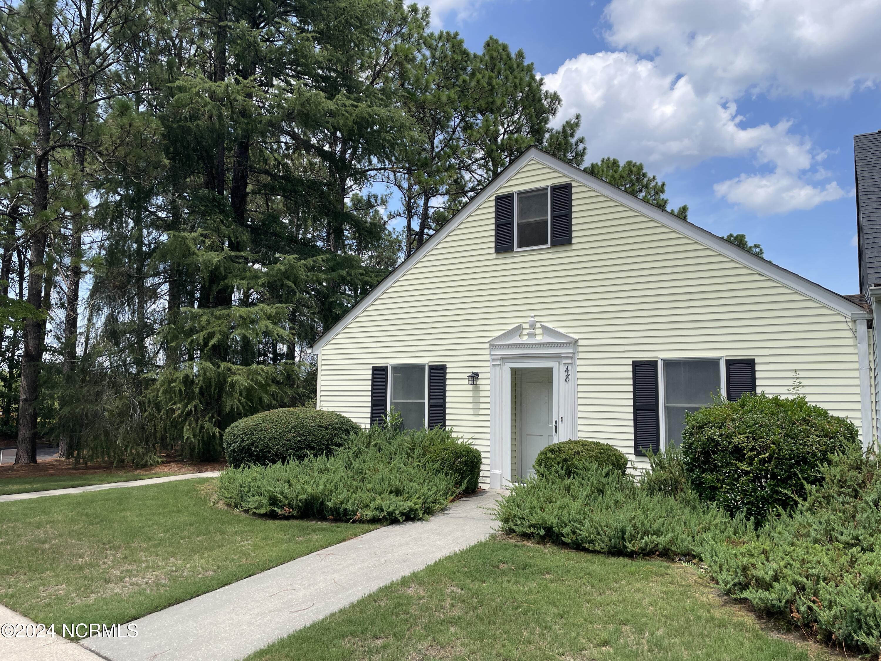 48 Village Green Circle