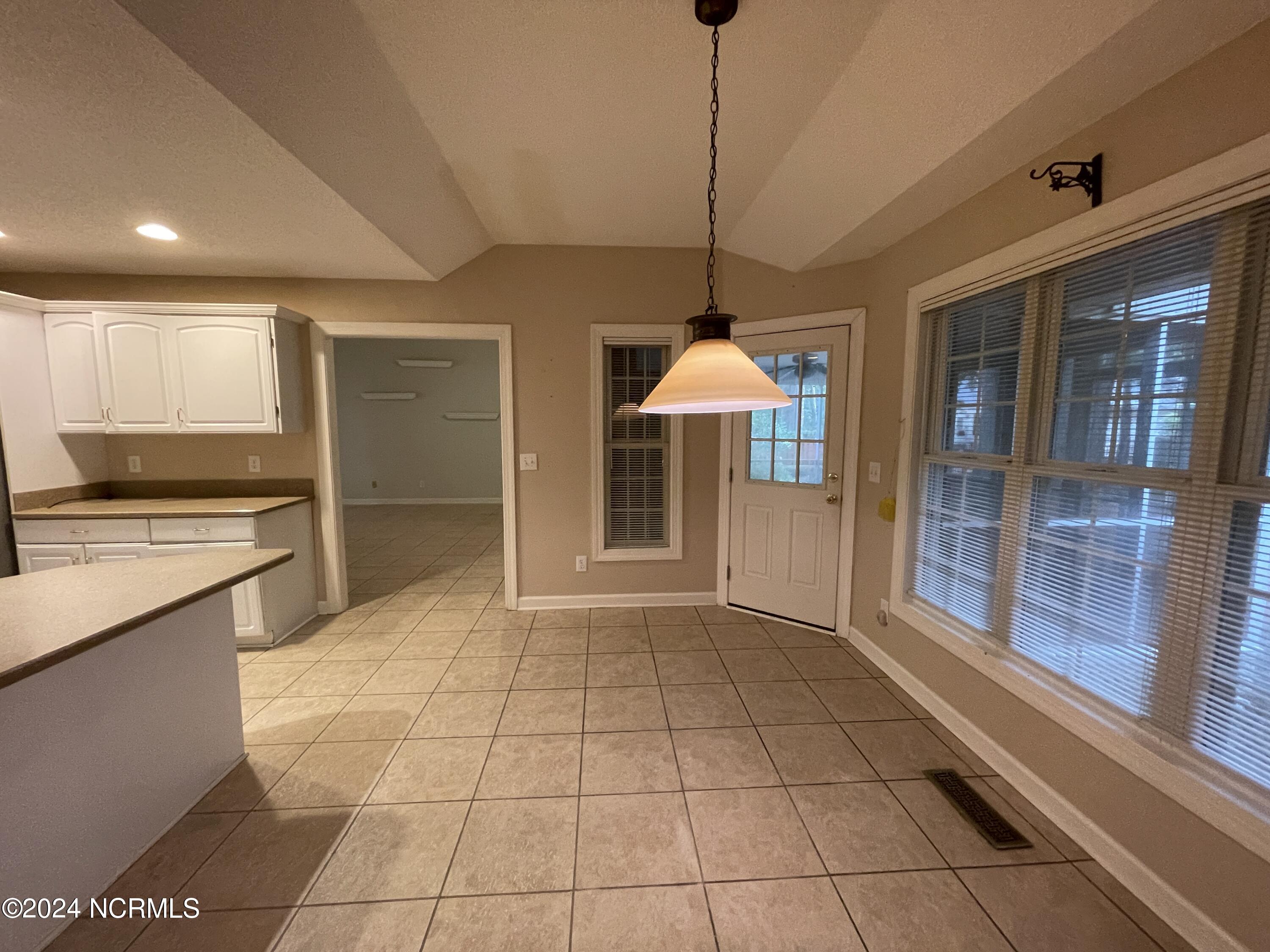 7 Cedar Lane
