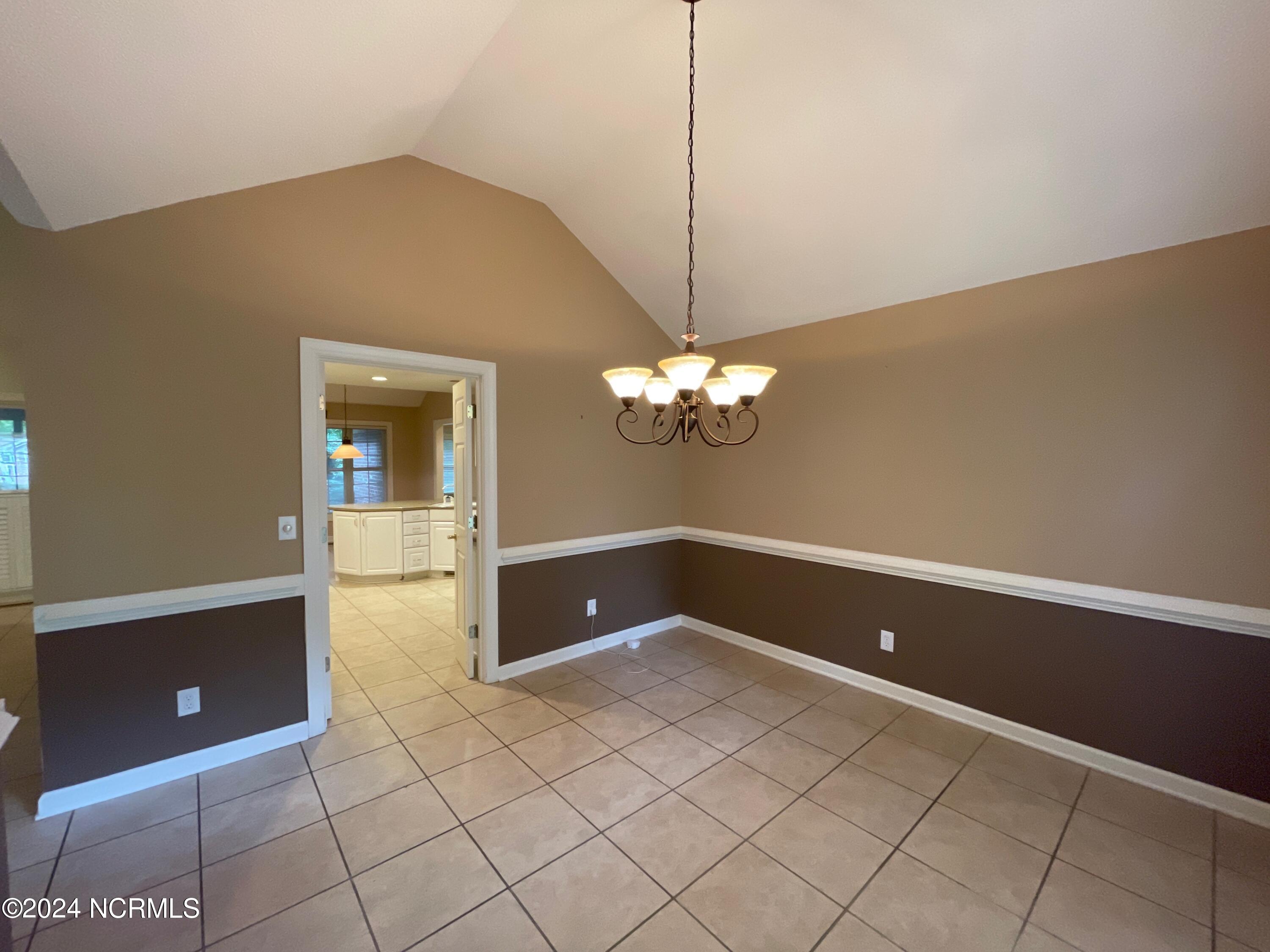 7 Cedar Lane