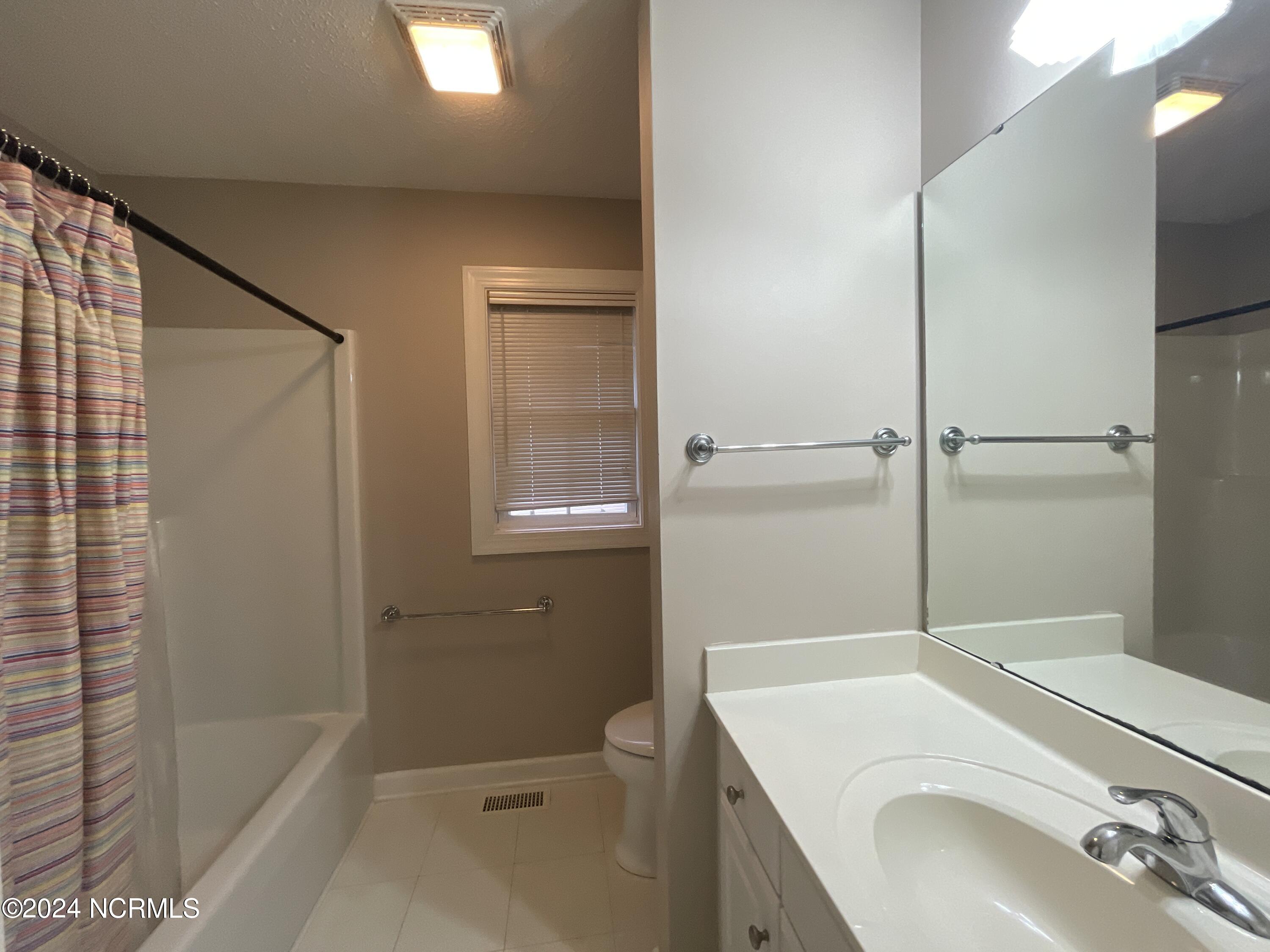 7 Cedar Lane
