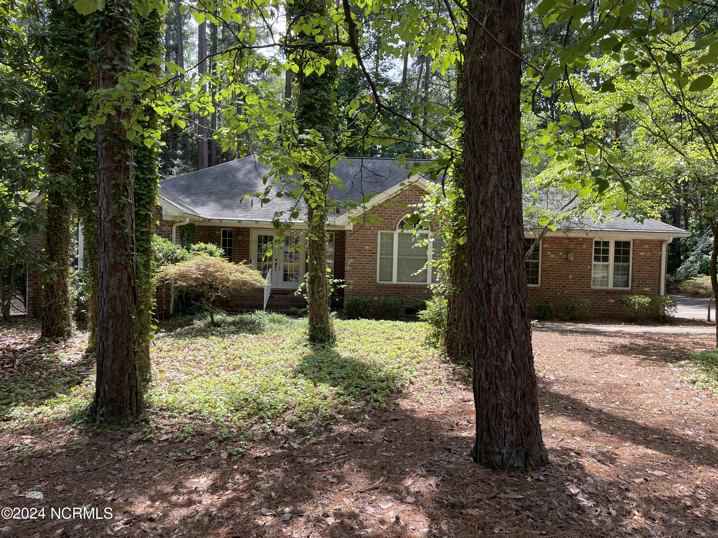 7 Cedar Lane