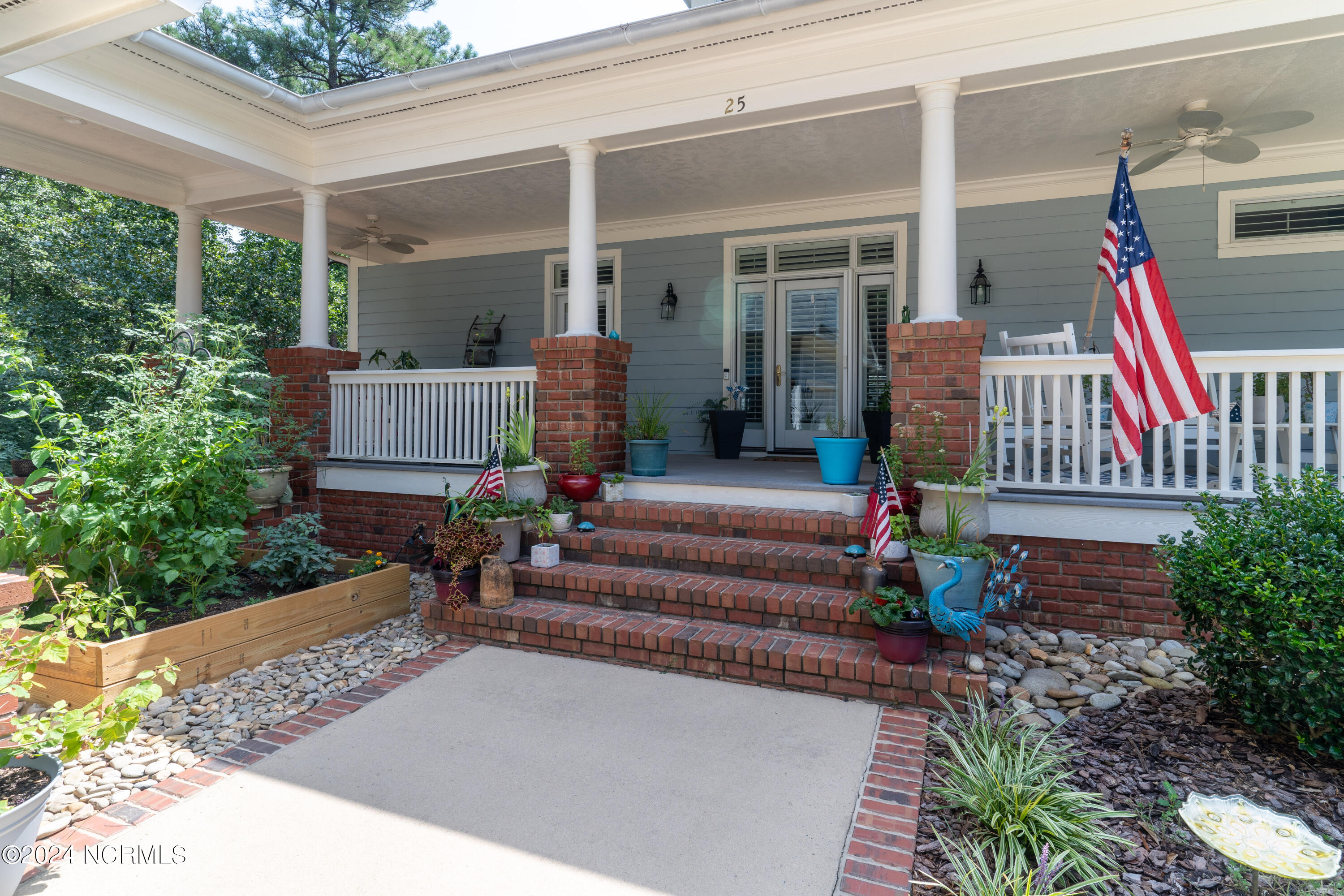 25 Wellington Drive