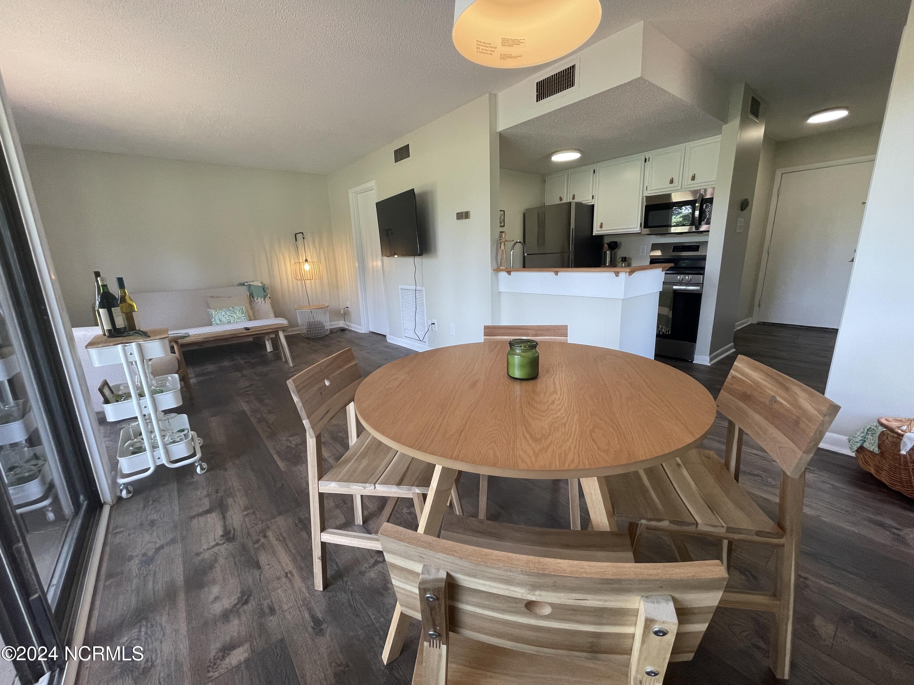 800 St. Andrews Drive, 131b