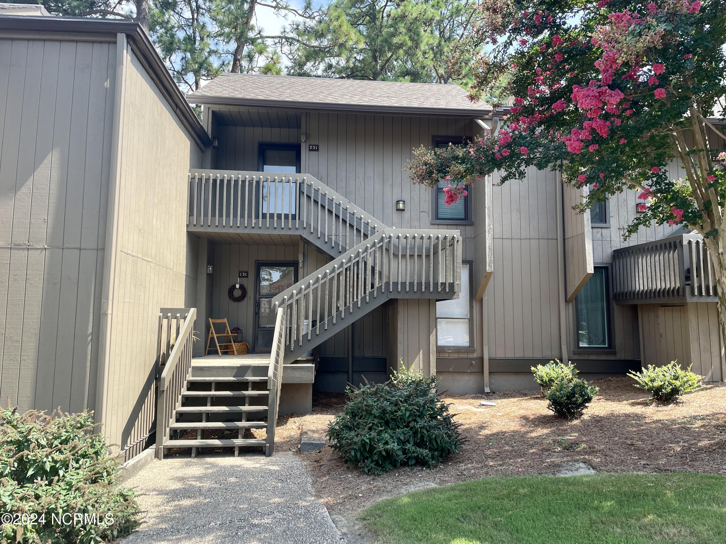 800 St. Andrews Drive, 131b
