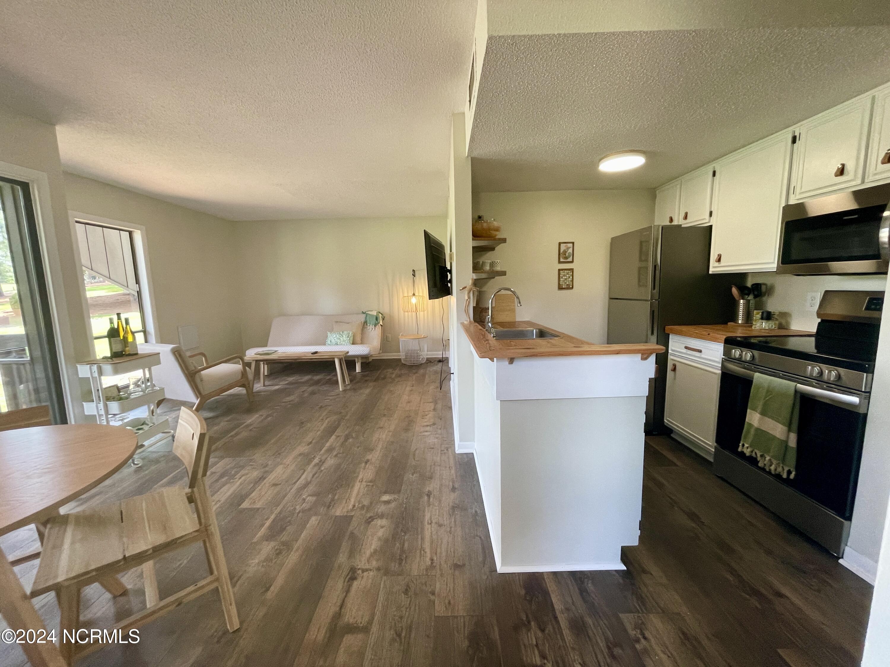 800 St. Andrews Drive, 131b