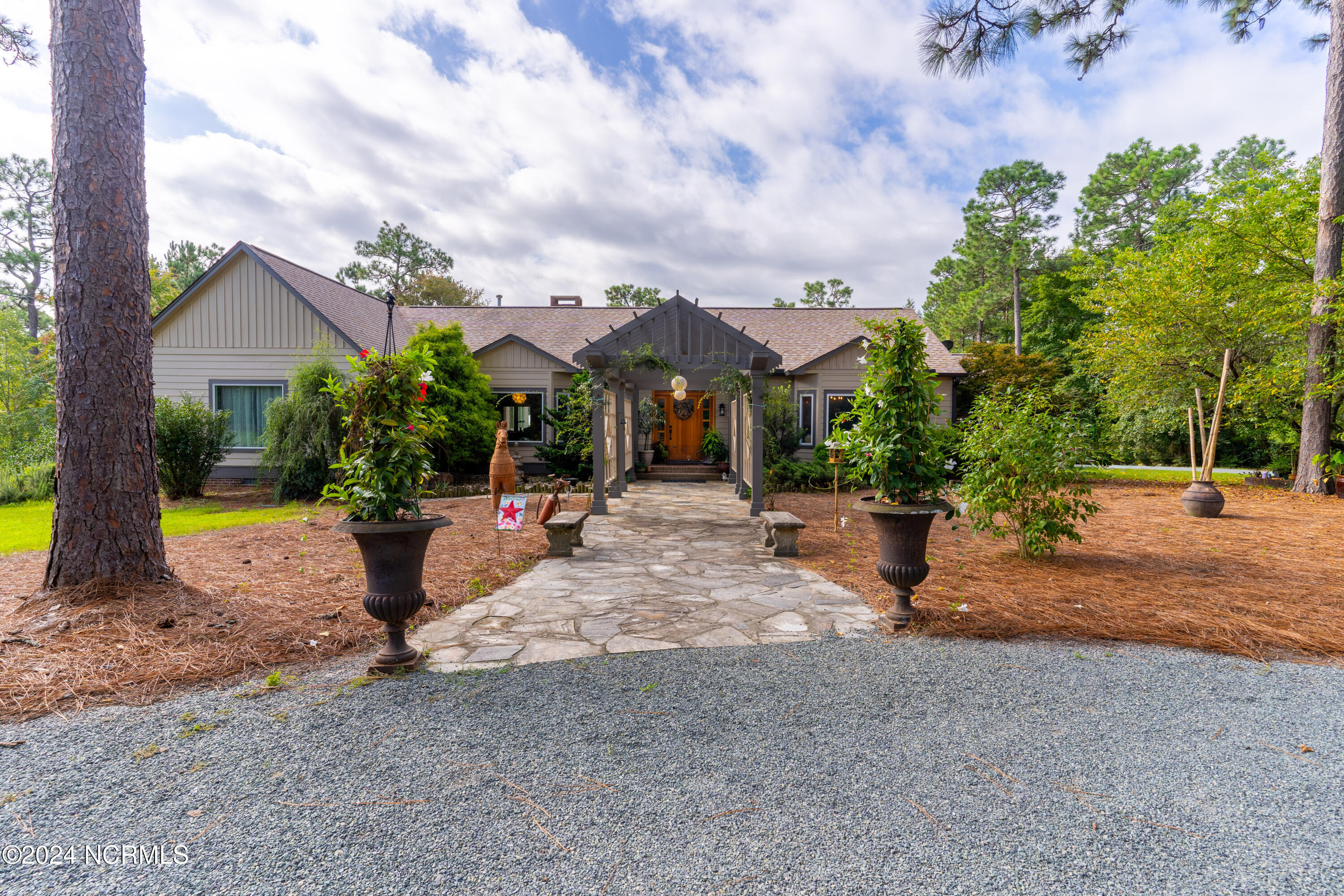 3305 Youngs Road
