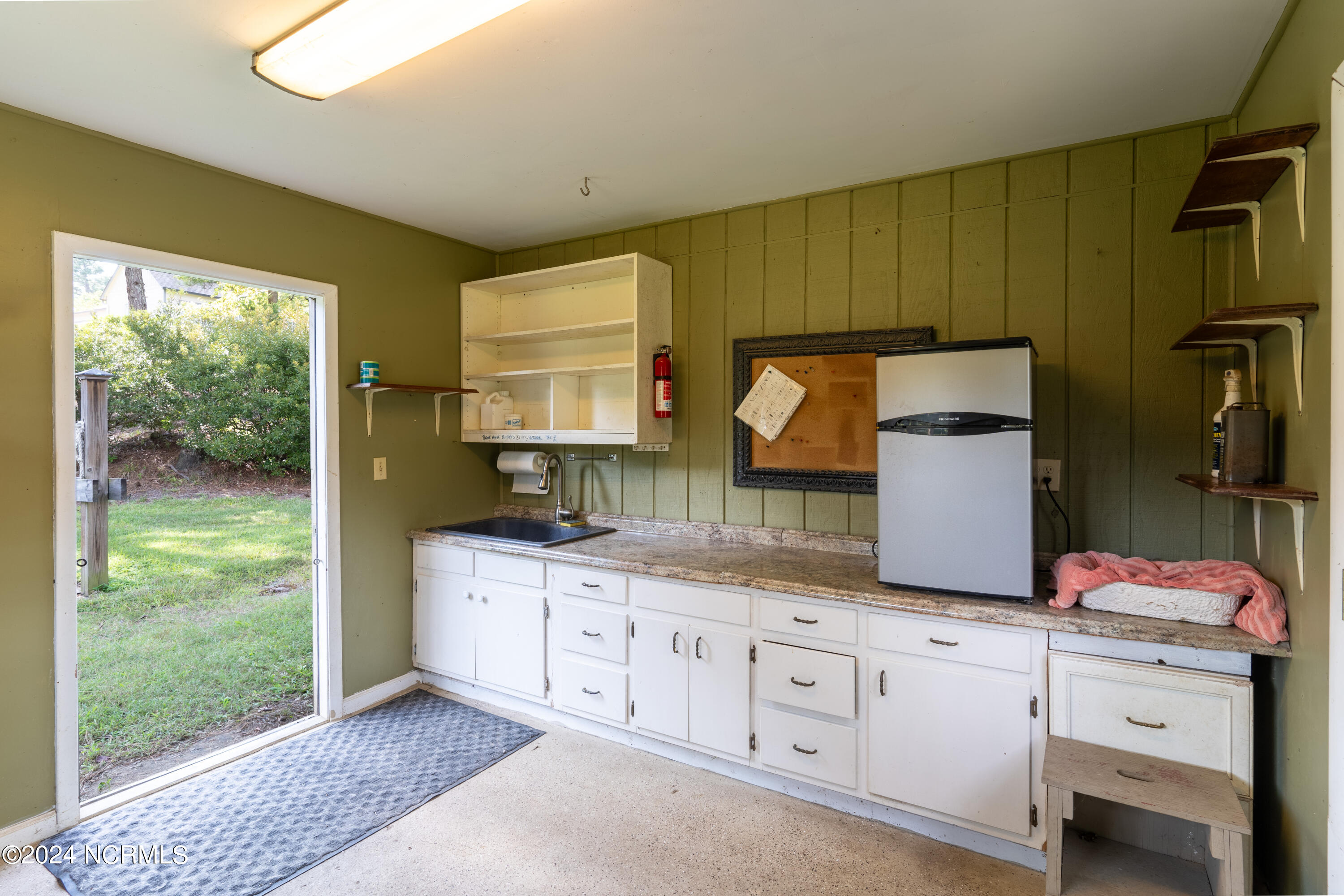 3305 Youngs Road