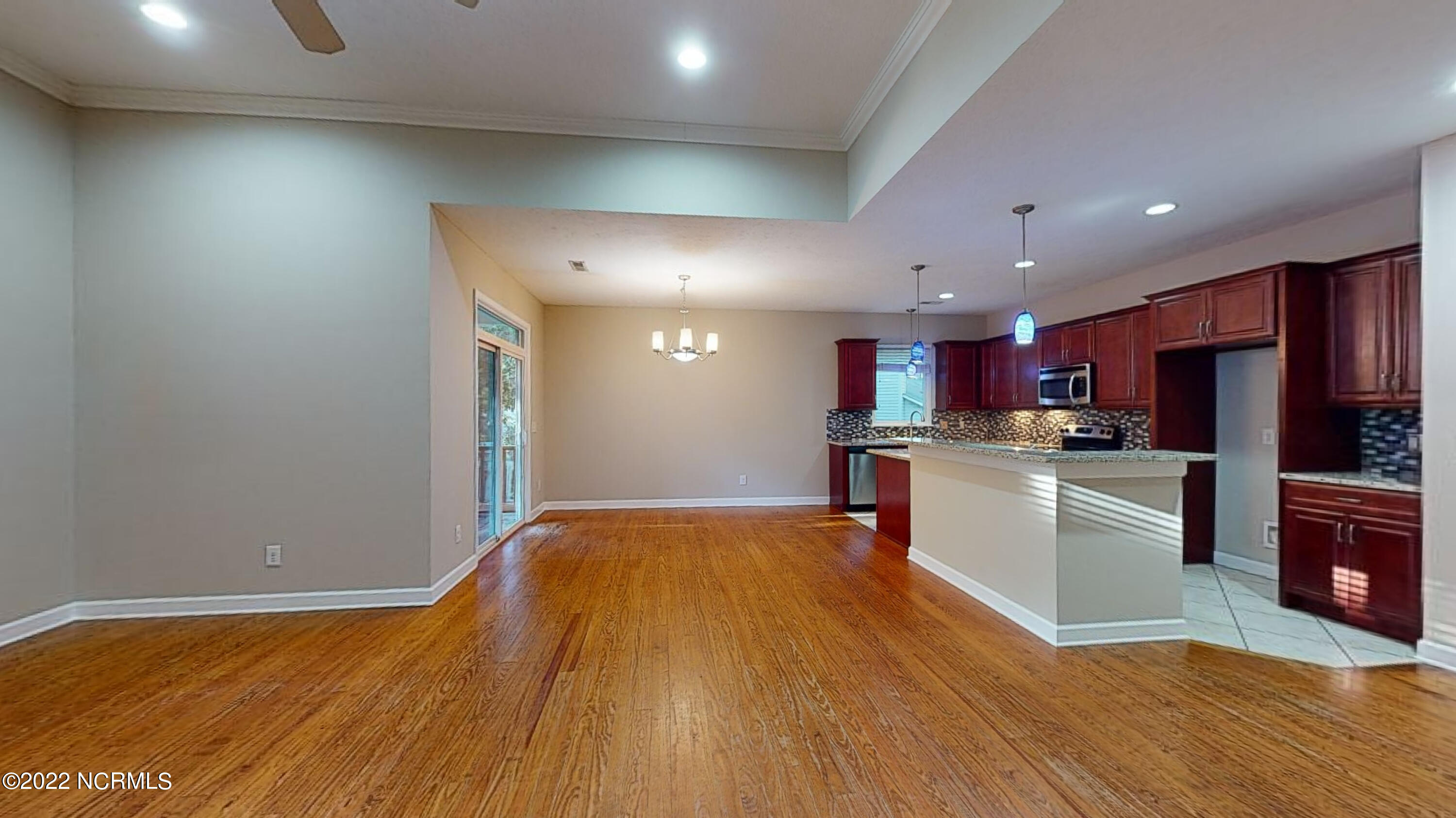 3 Sandhills Place