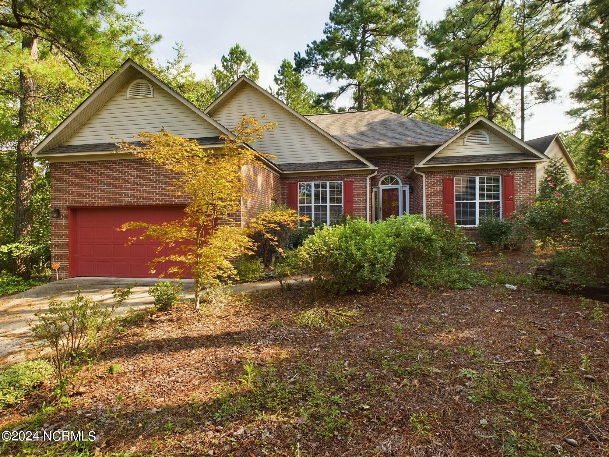 4 Pierce Place