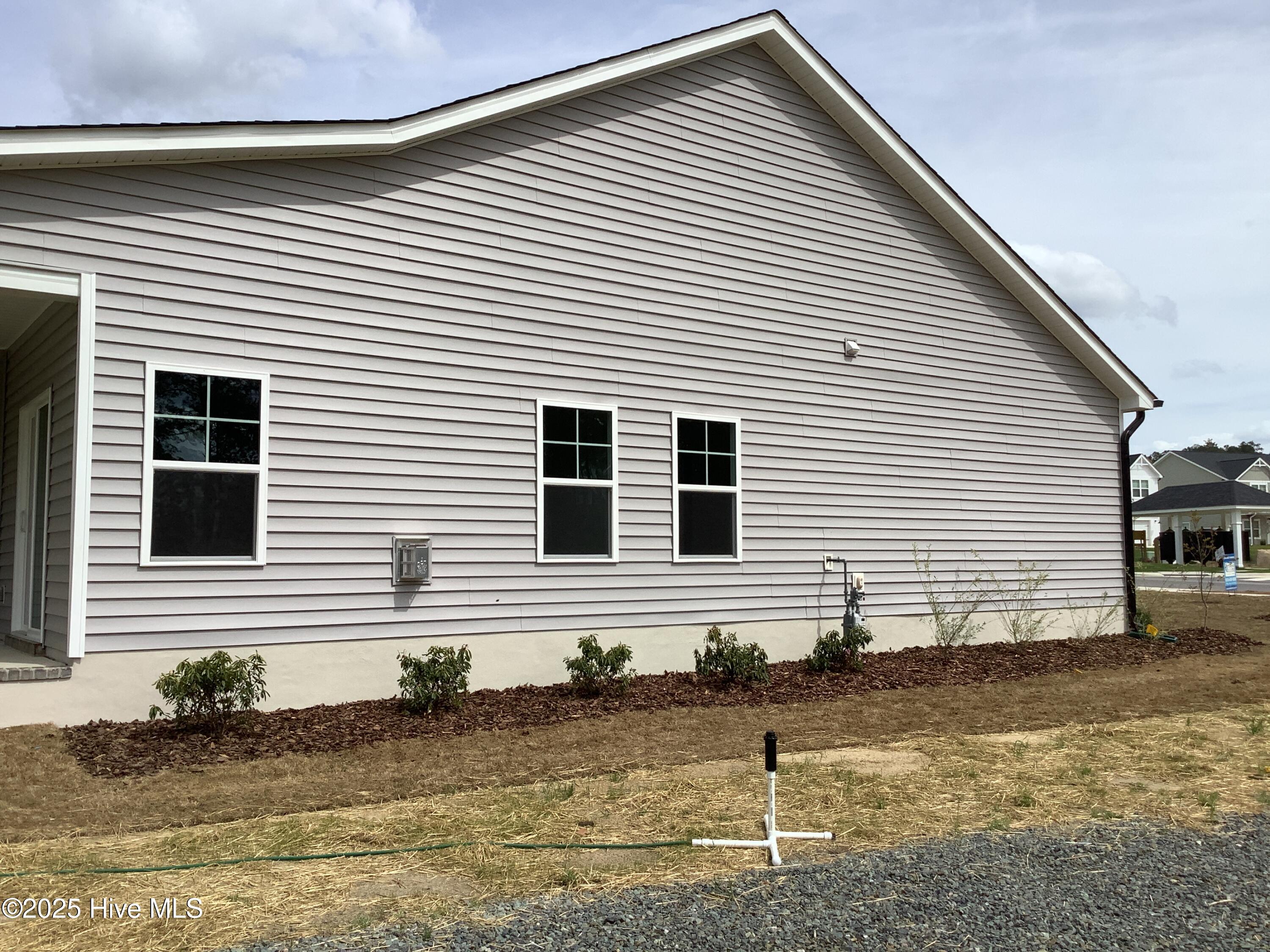 131 Rough Ridge Trail, 1