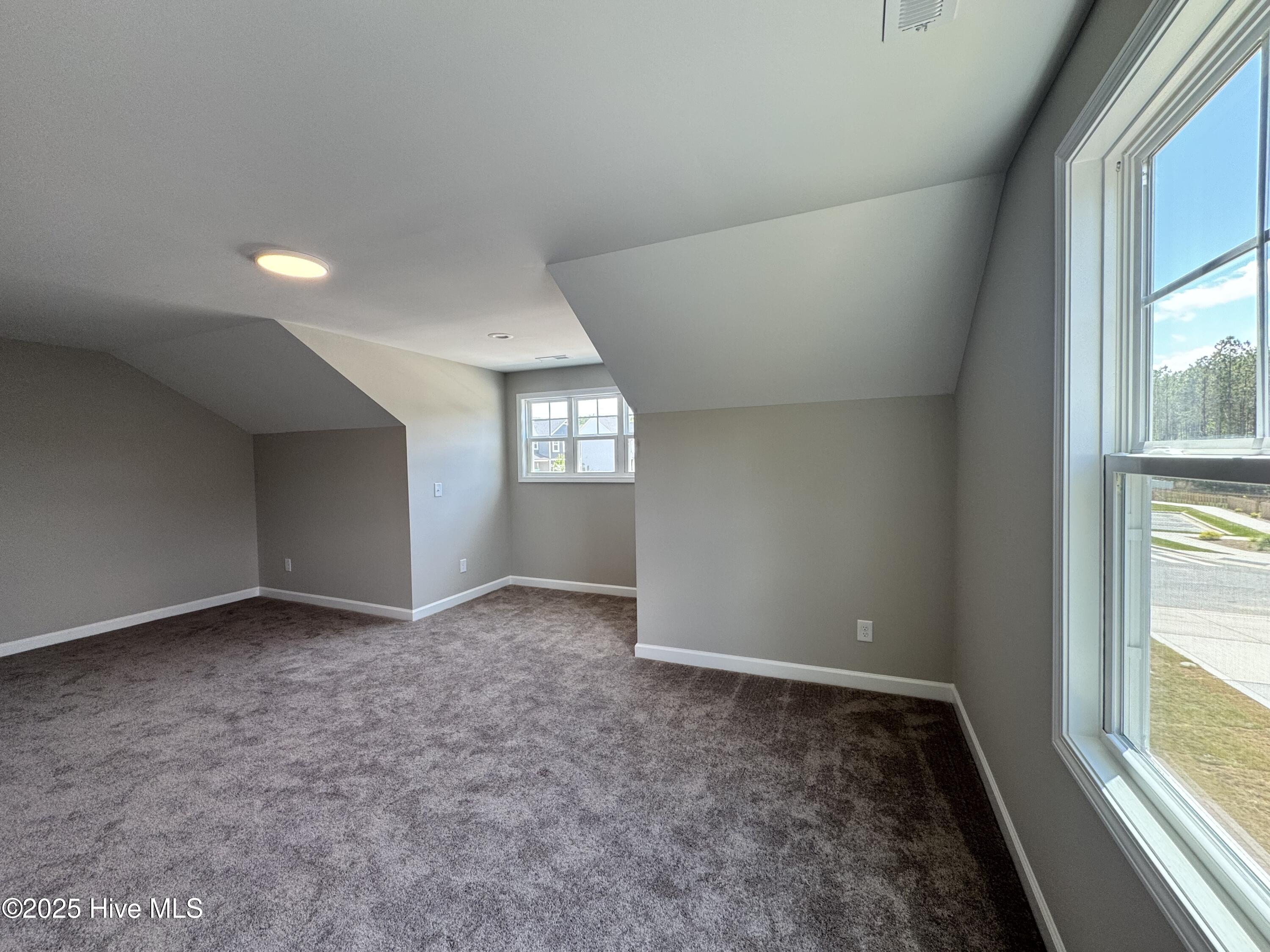 137 Rough Ridge Trail, 2