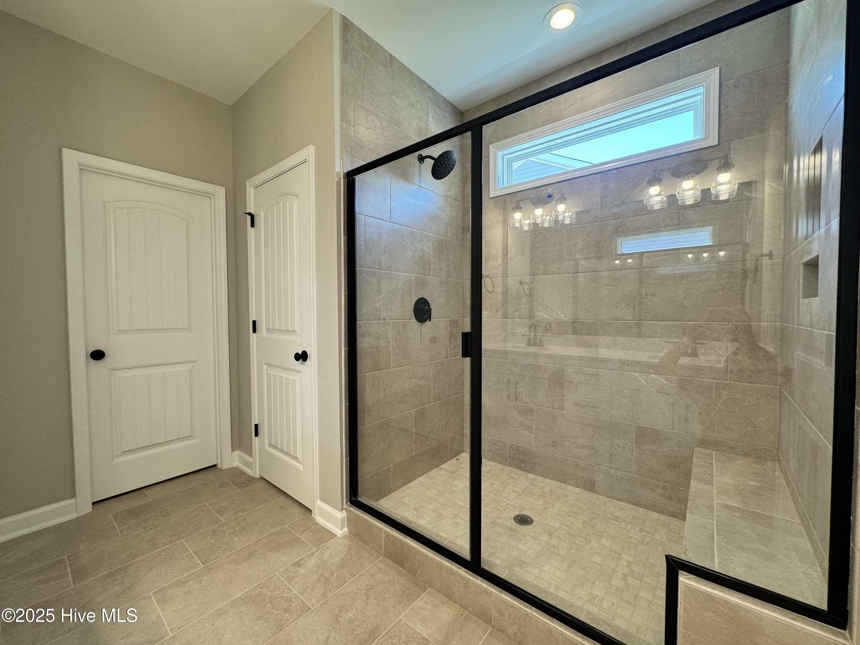 137 Rough Ridge Trail, 2