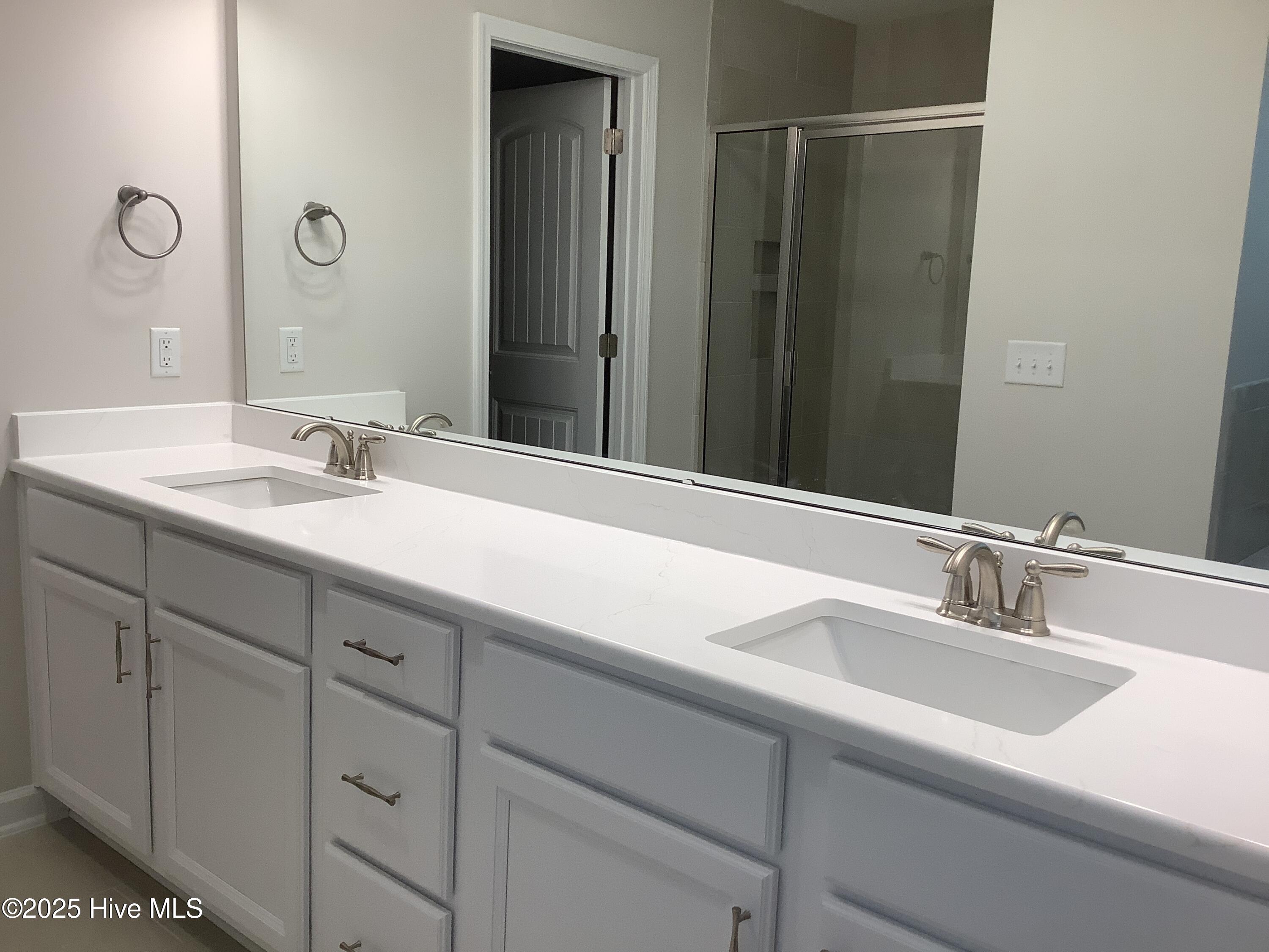 143 Rough Ridge Trail, 3