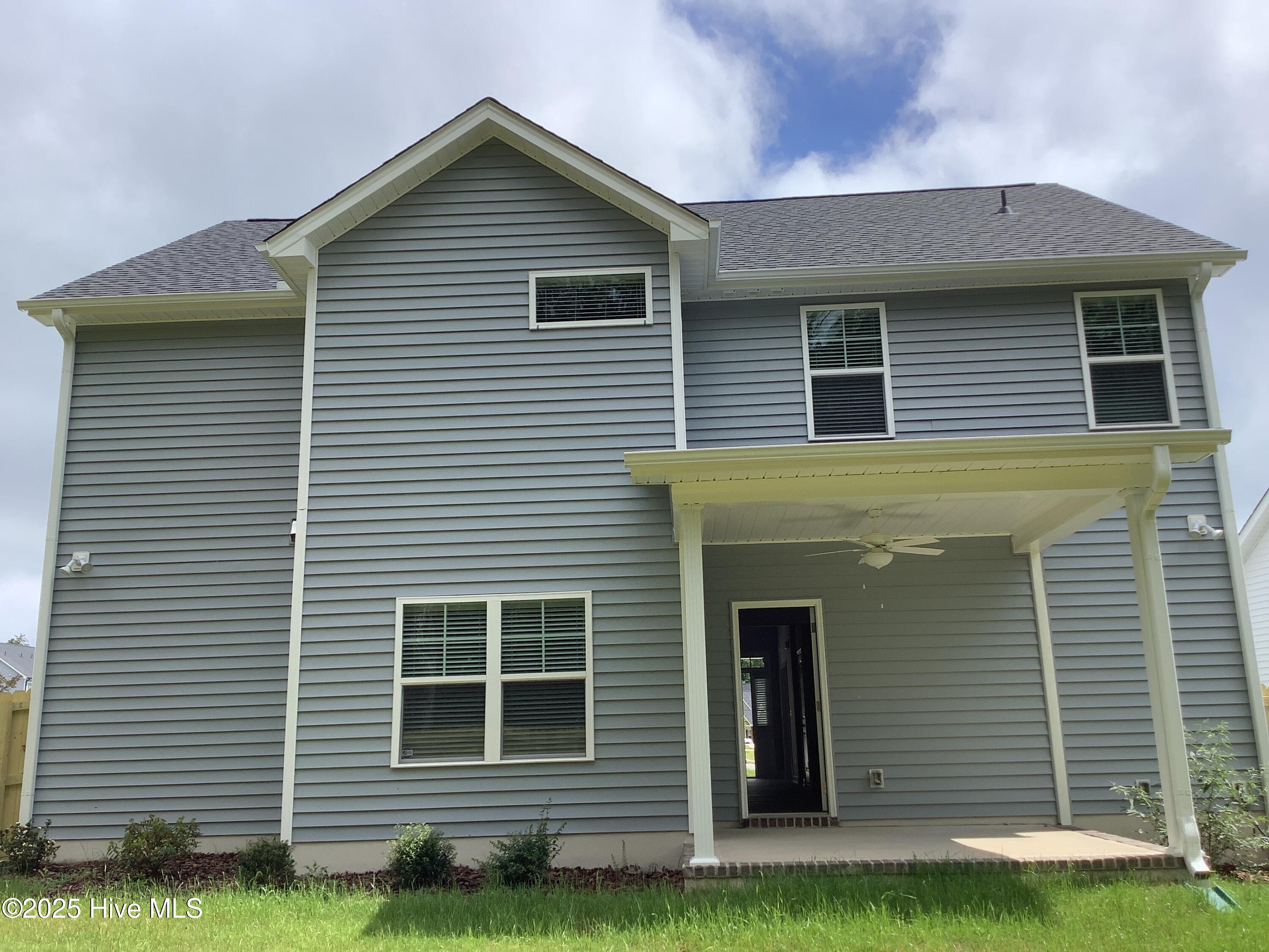 143 Rough Ridge Trail, 3