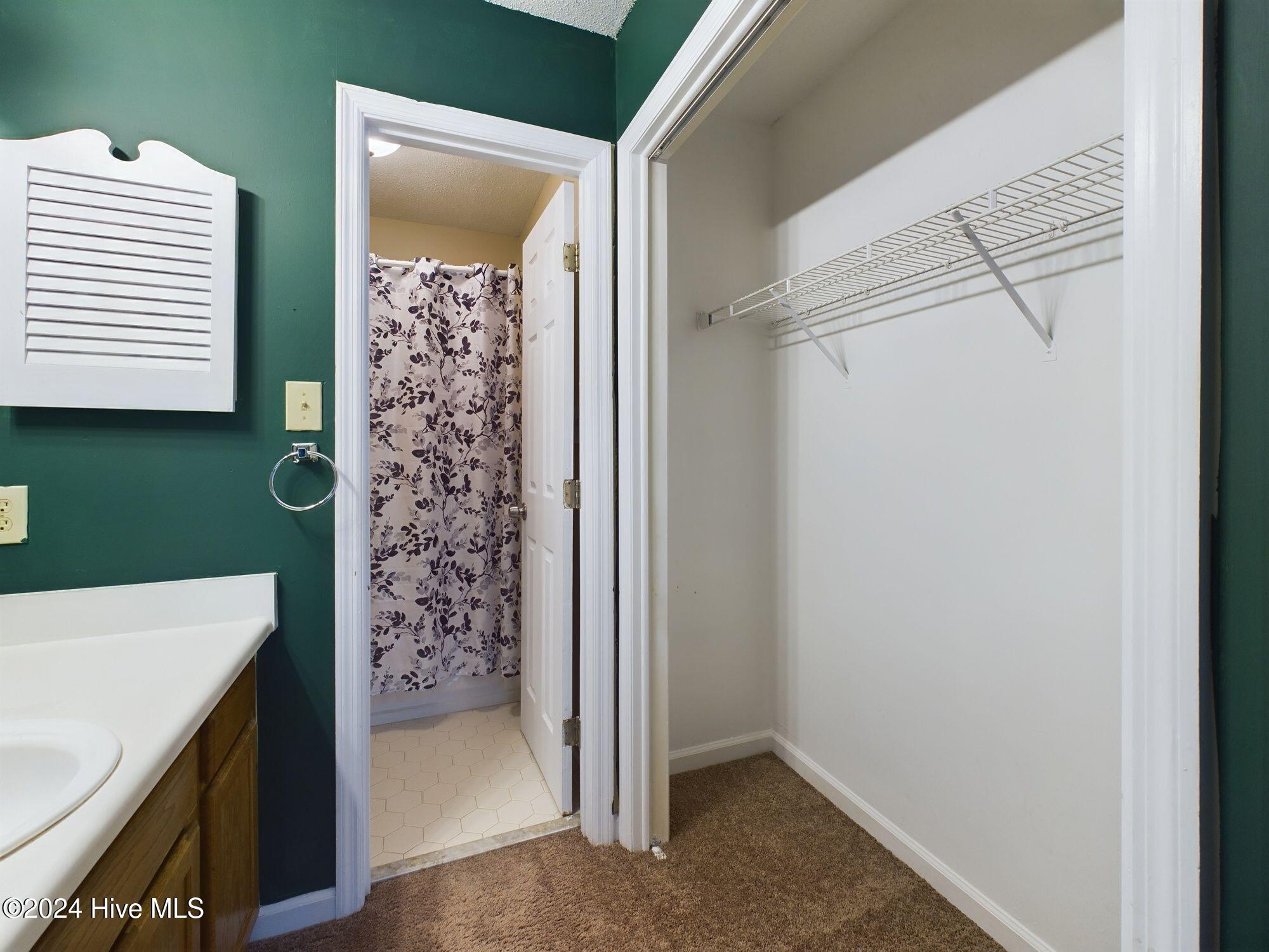 1108 Hoke Loop Road