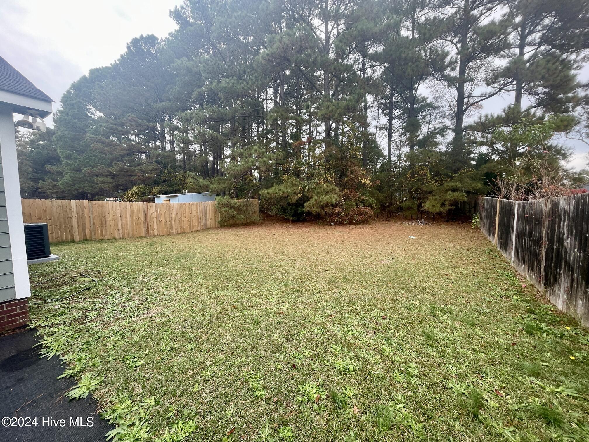 1108 Hoke Loop Road