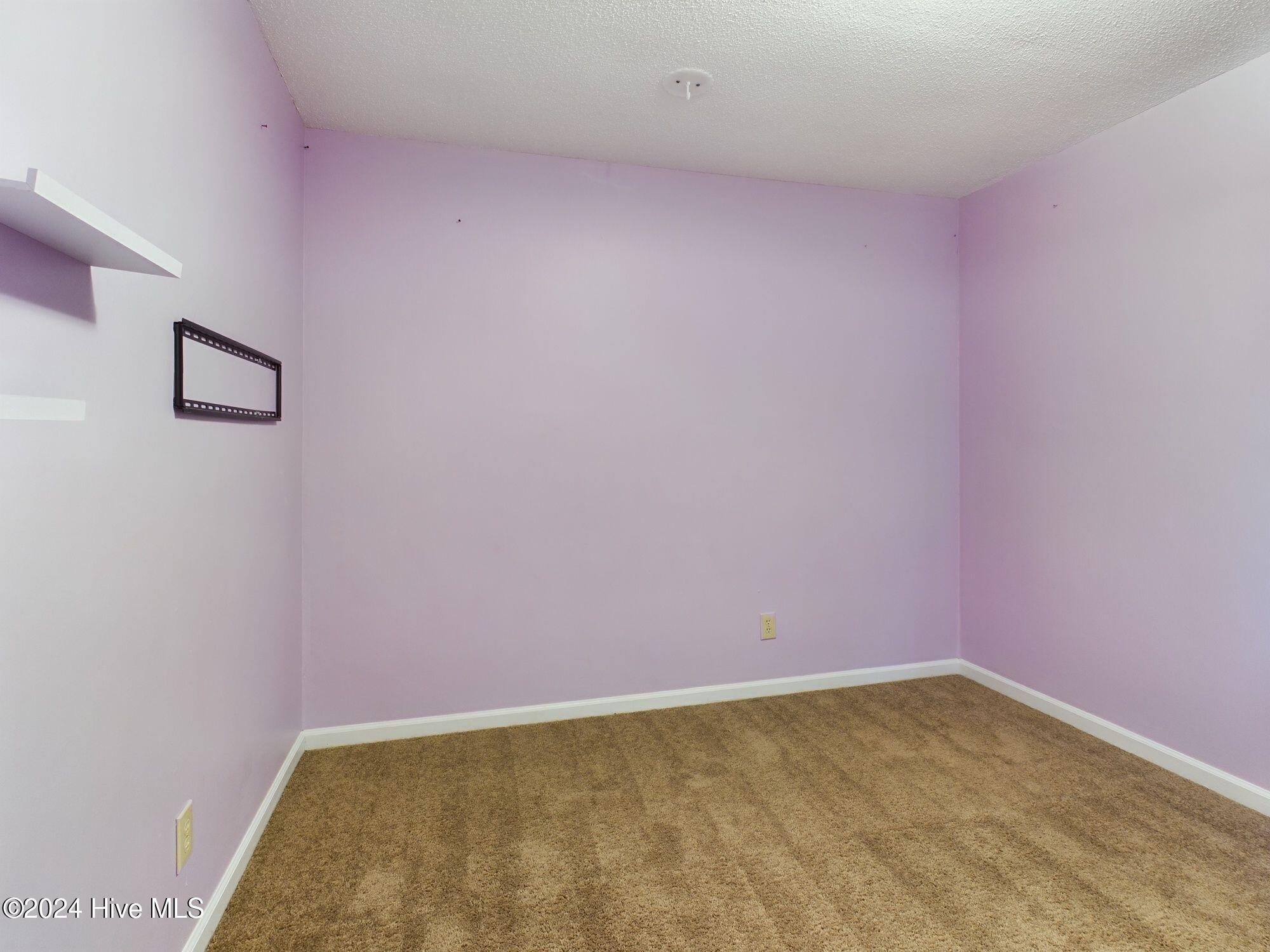 1108 Hoke Loop Road