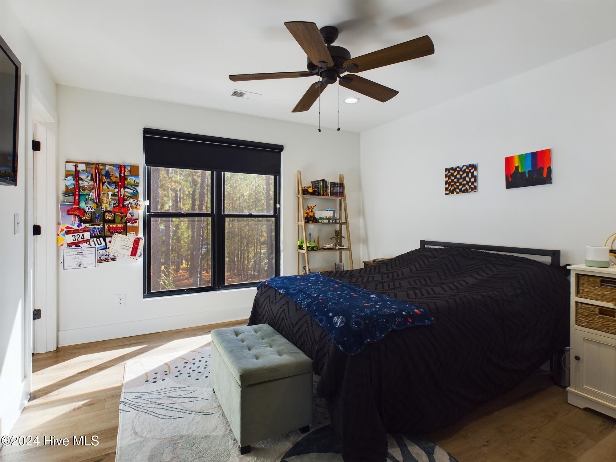 4 Woodward Place