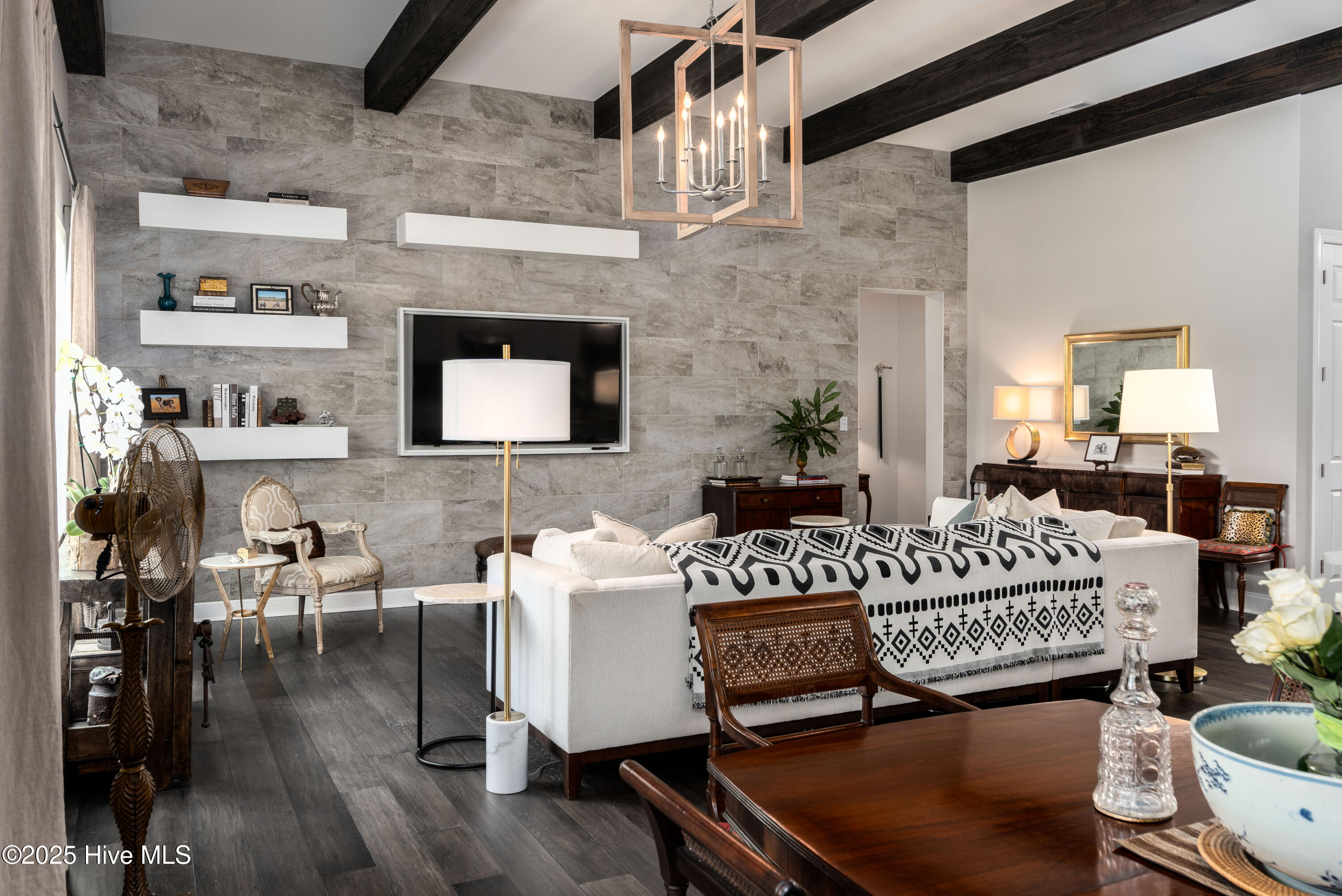 185 Foxwood Close Road