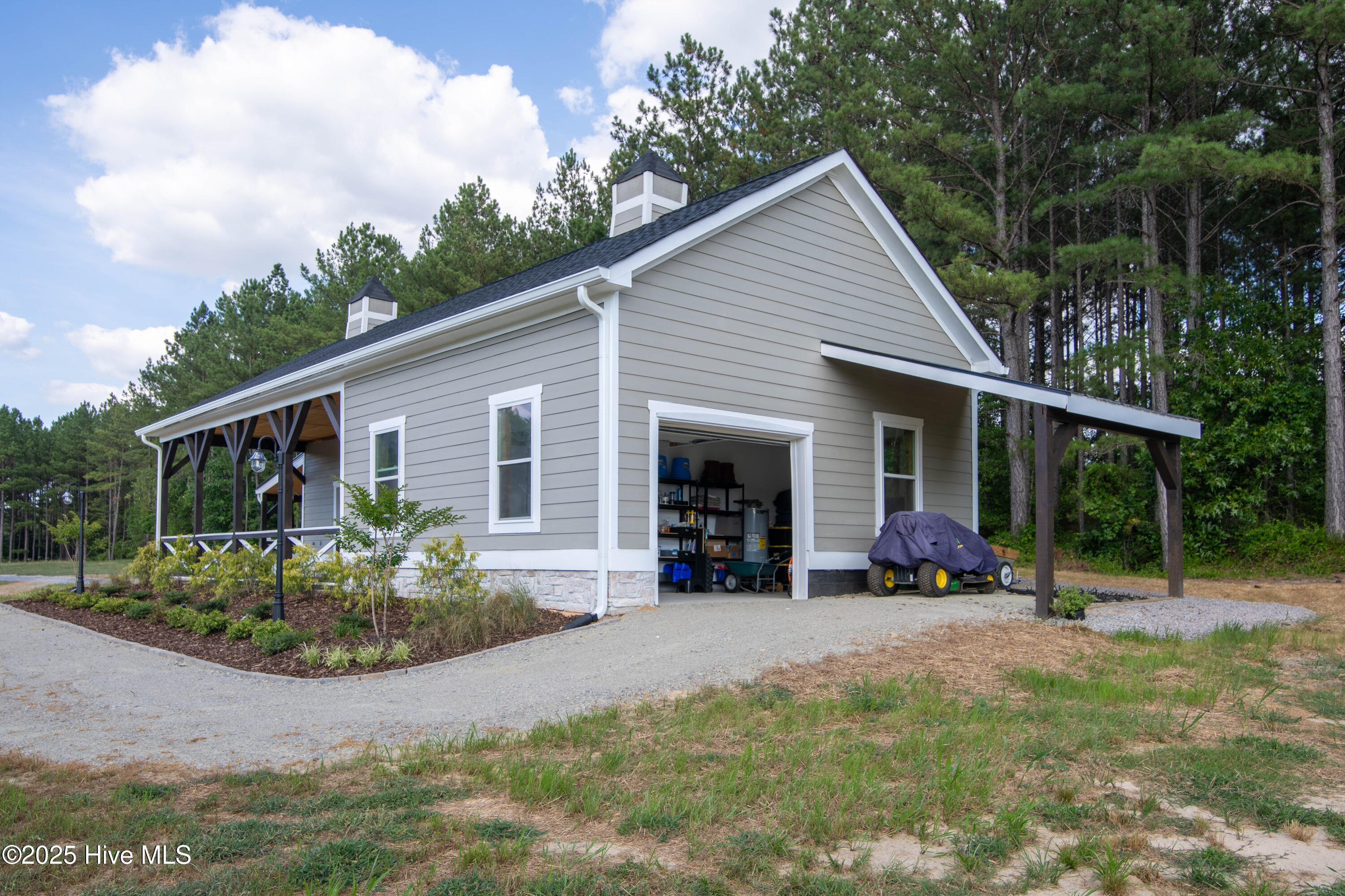 185 Foxwood Close Road