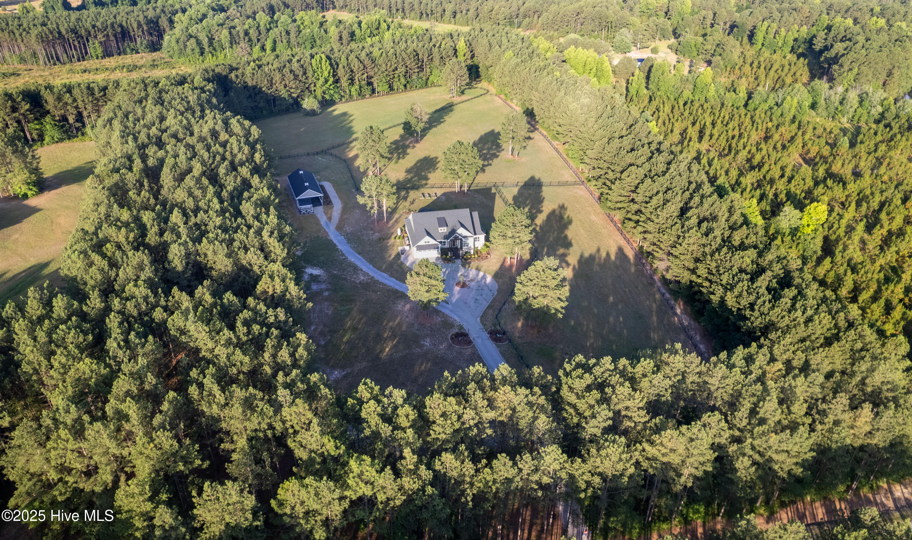 185 Foxwood Close Road