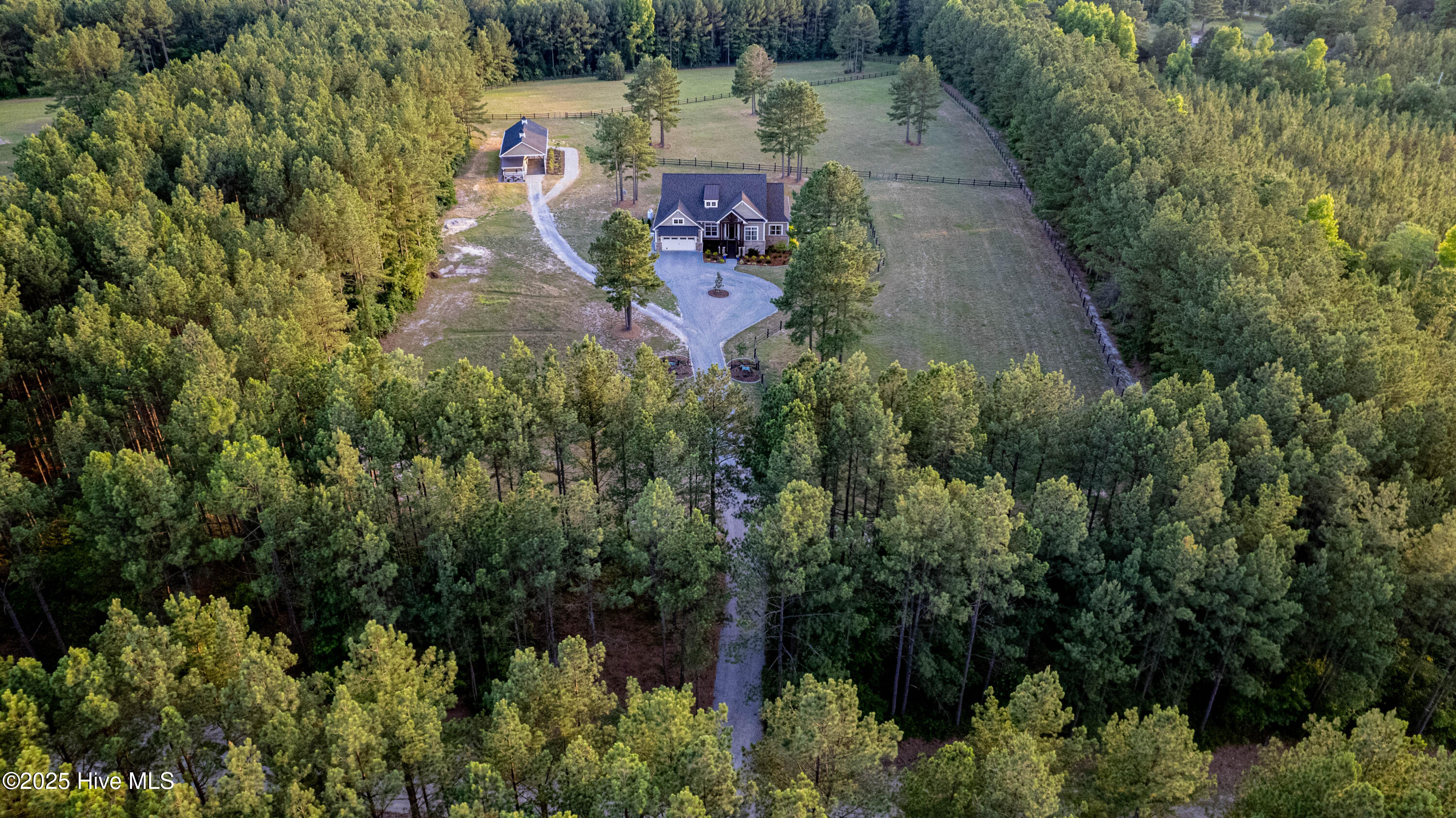 185 Foxwood Close Road