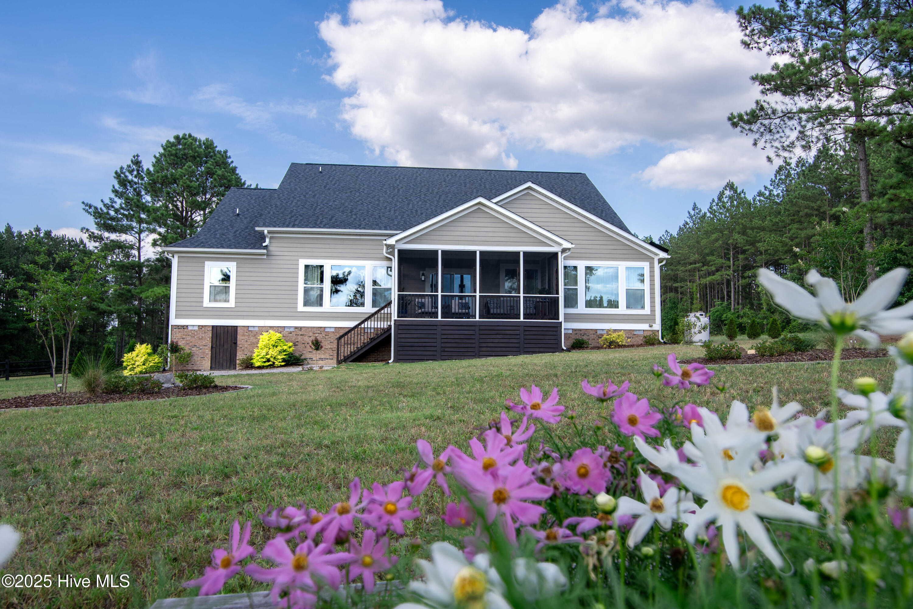 185 Foxwood Close Road