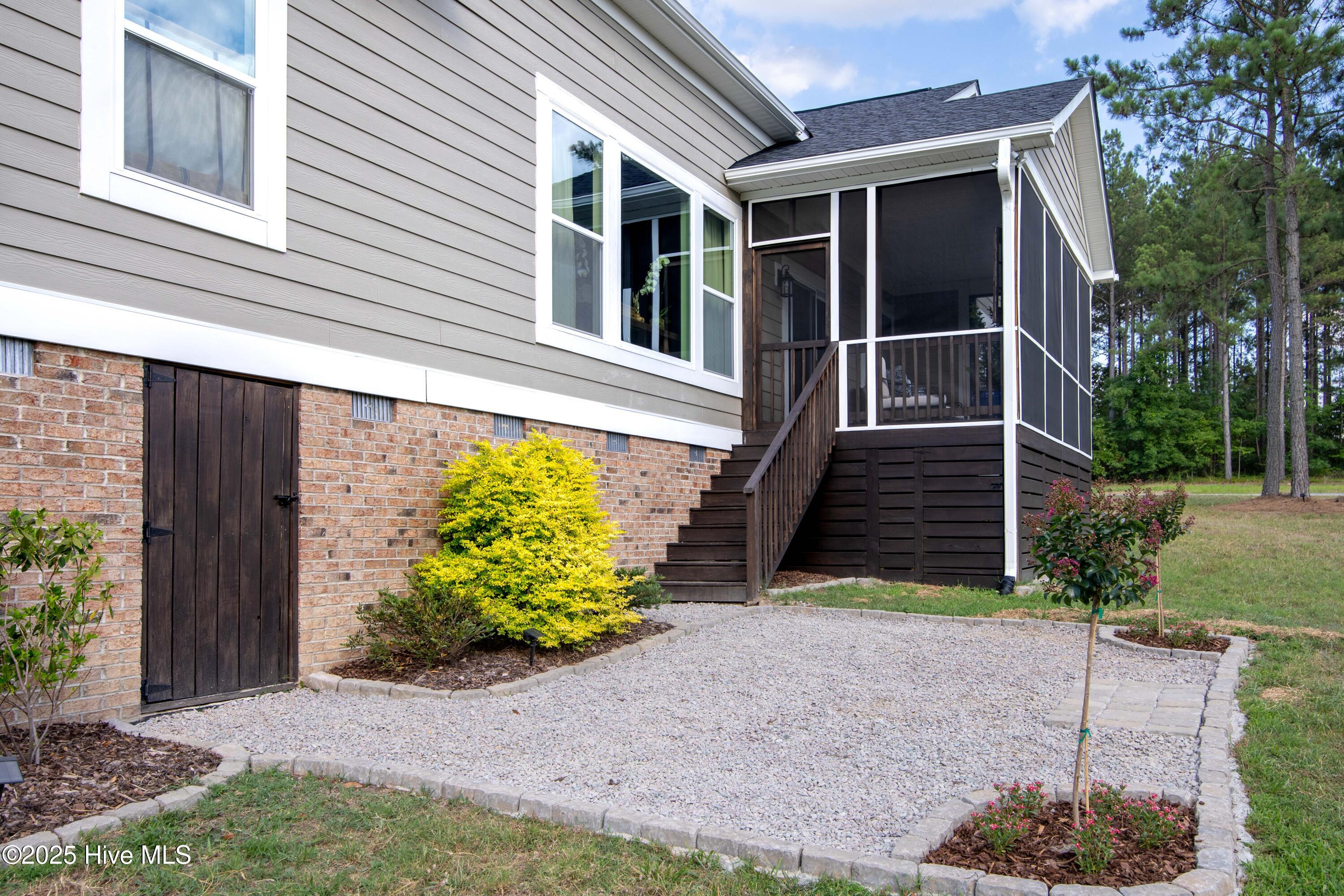 185 Foxwood Close Road