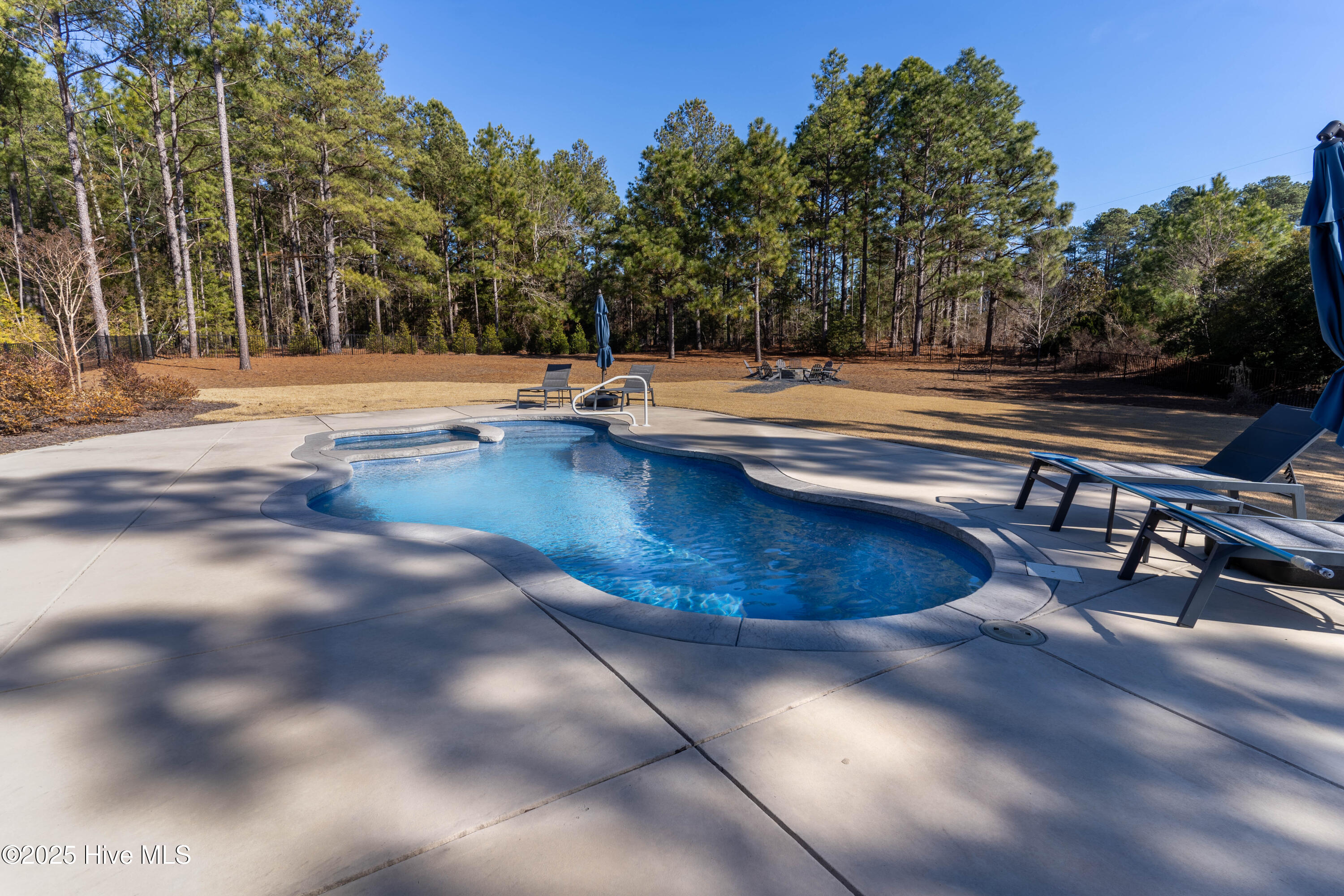 65 Quaker Ridge Road