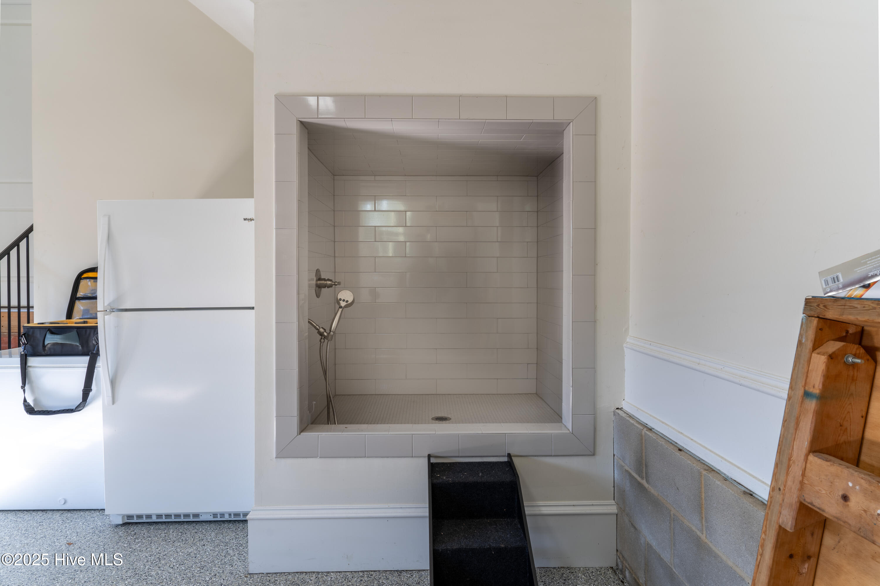 65 Quaker Ridge Road