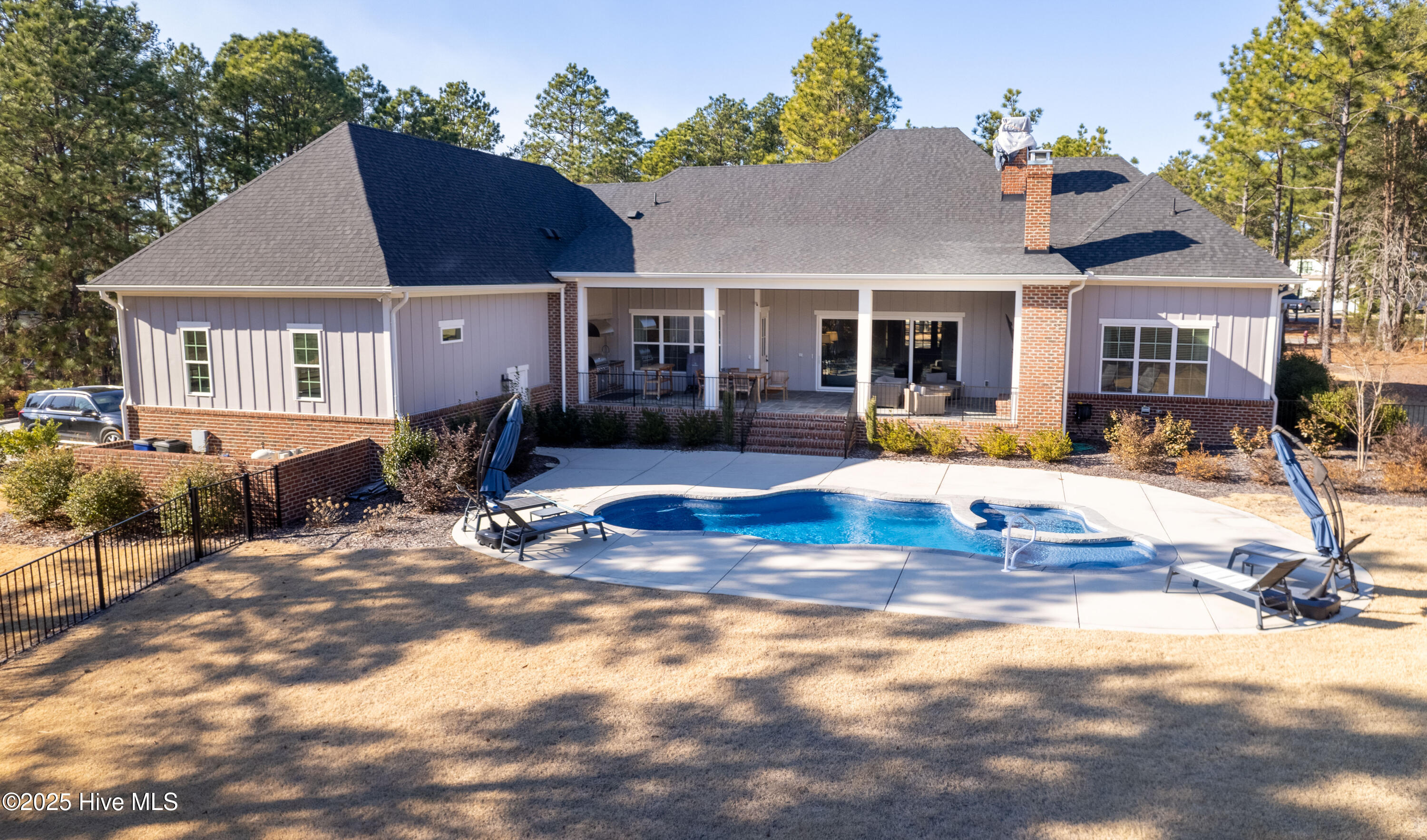 65 Quaker Ridge Road