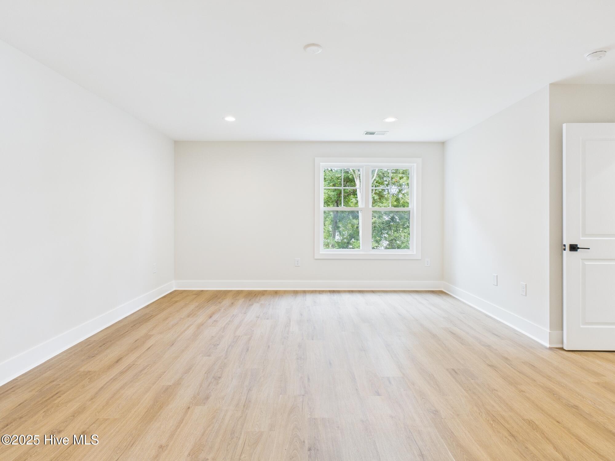 859 Blue Bird Drive