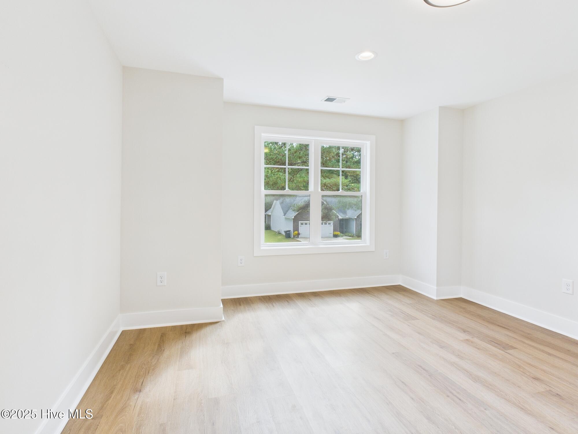 859 Blue Bird Drive