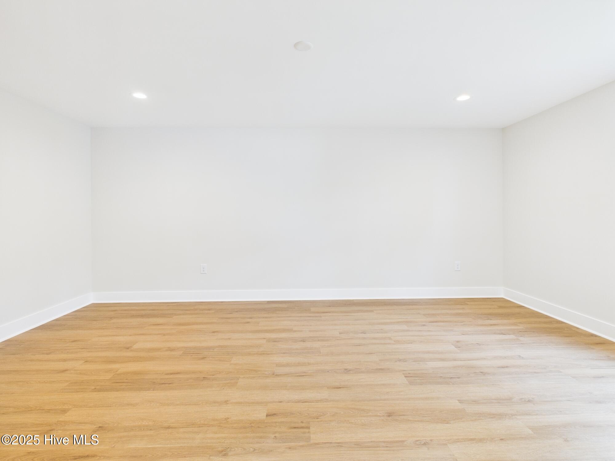 859 Blue Bird Drive