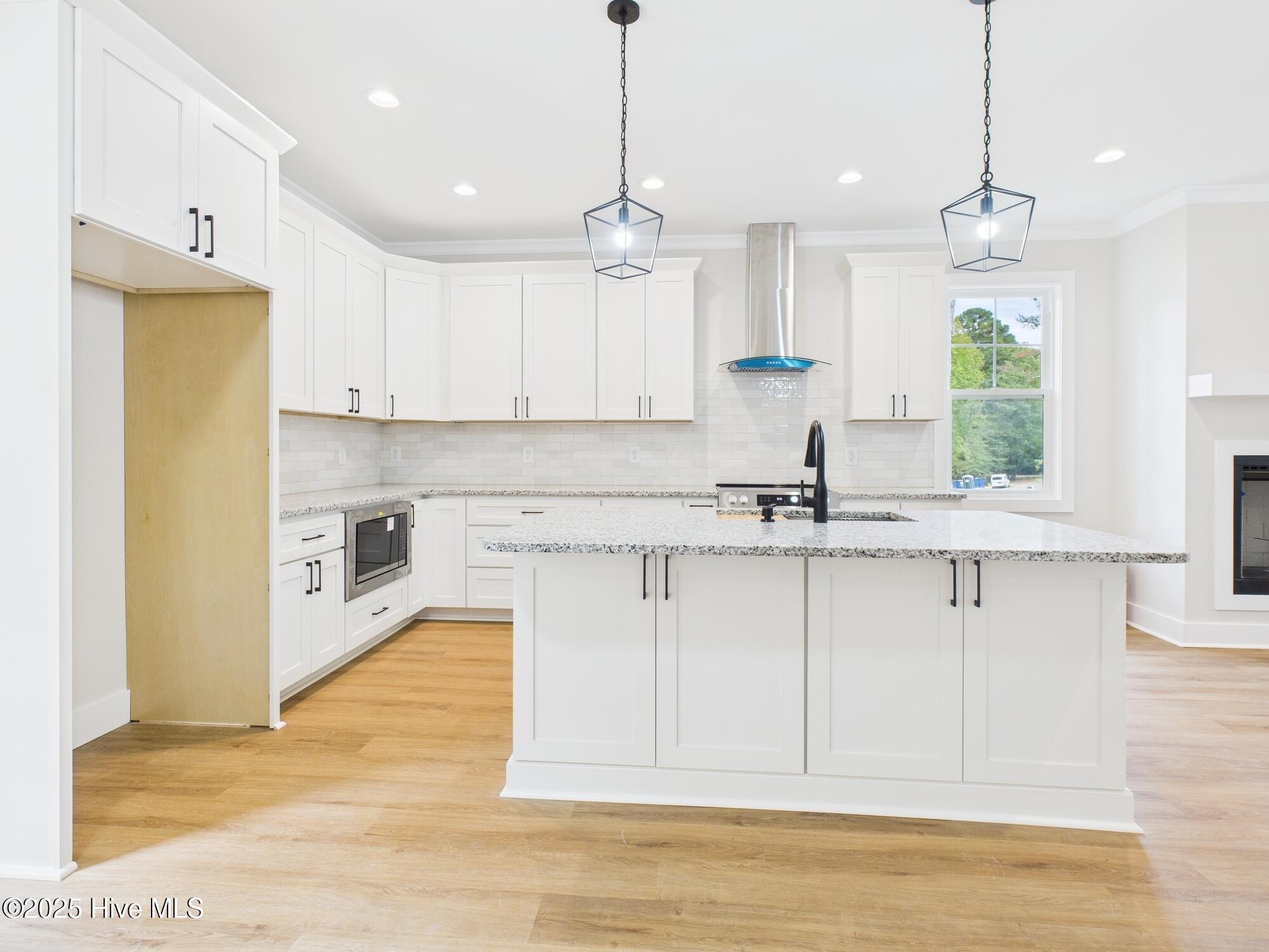 859 Blue Bird Drive