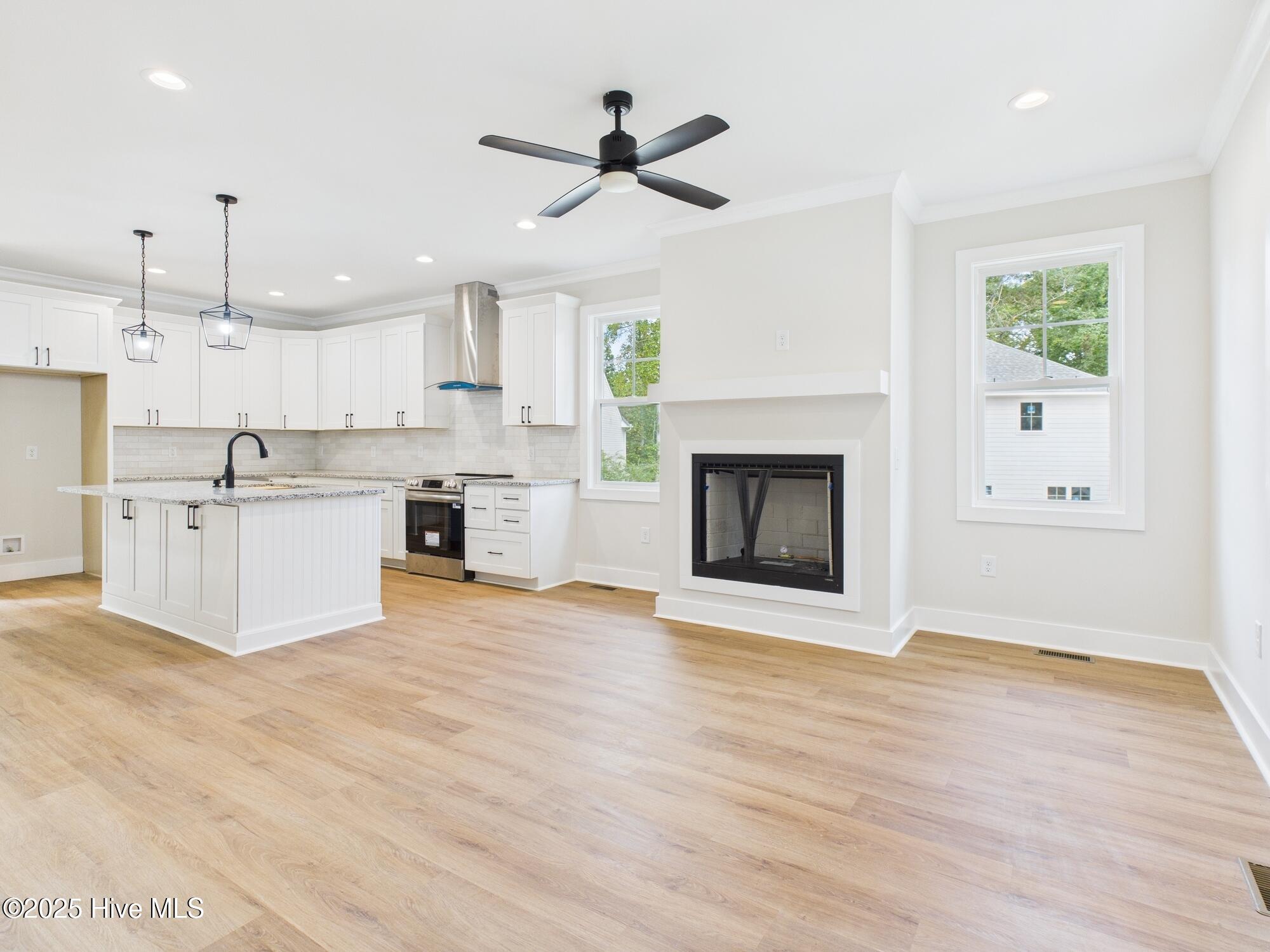 859 Blue Bird Drive
