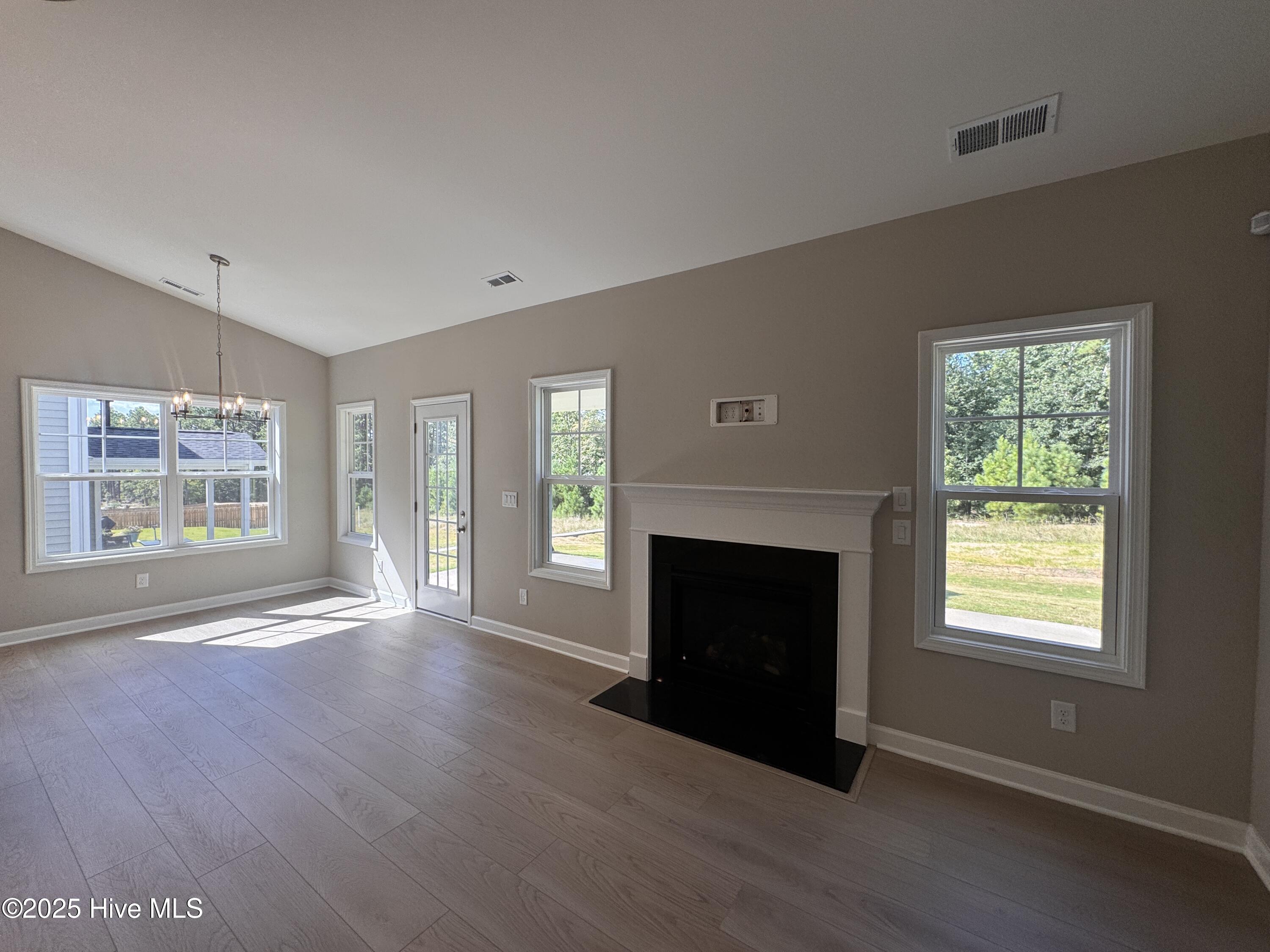 207 Rough Ridge Trail, 13