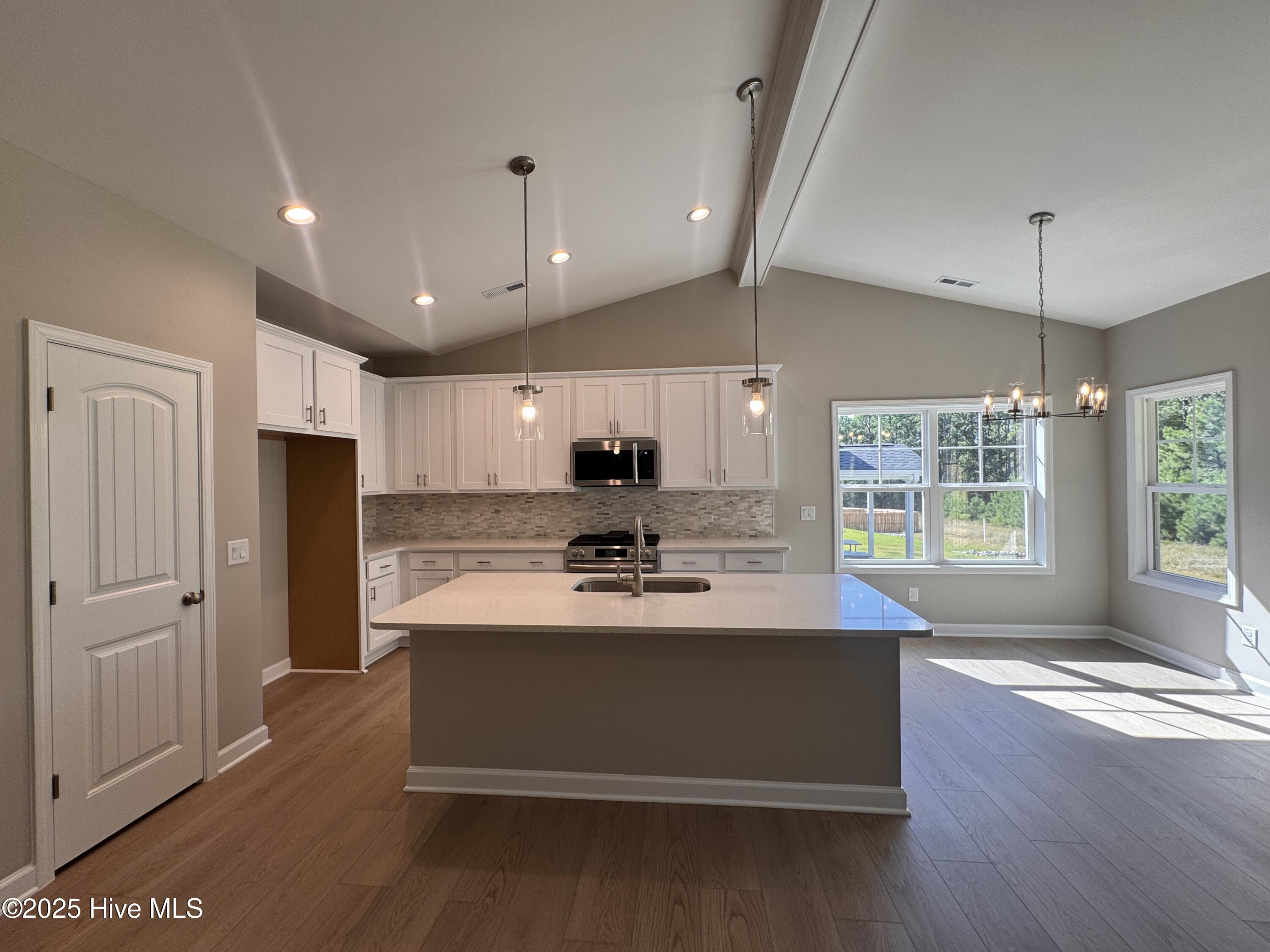 207 Rough Ridge Trail, 13