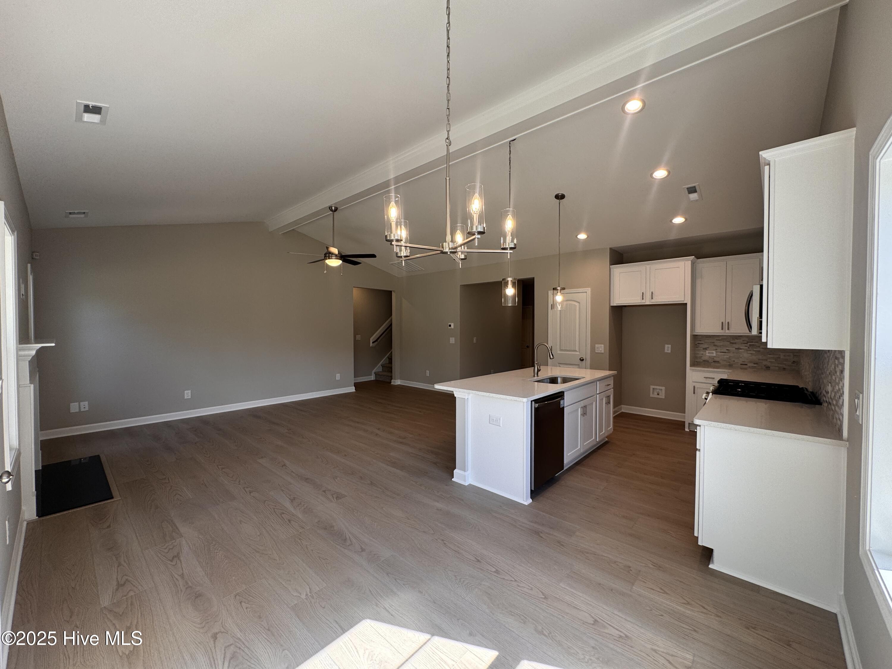 207 Rough Ridge Trail, 13